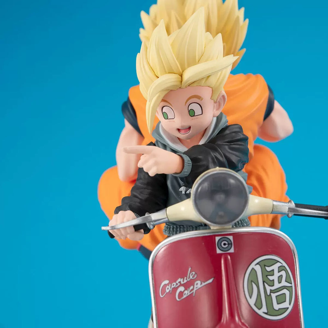 Dragon Ball MegaHouse Super Saiyan Son Goku x Son Gohan McCoy Motorcycle Licensed PVC Figure