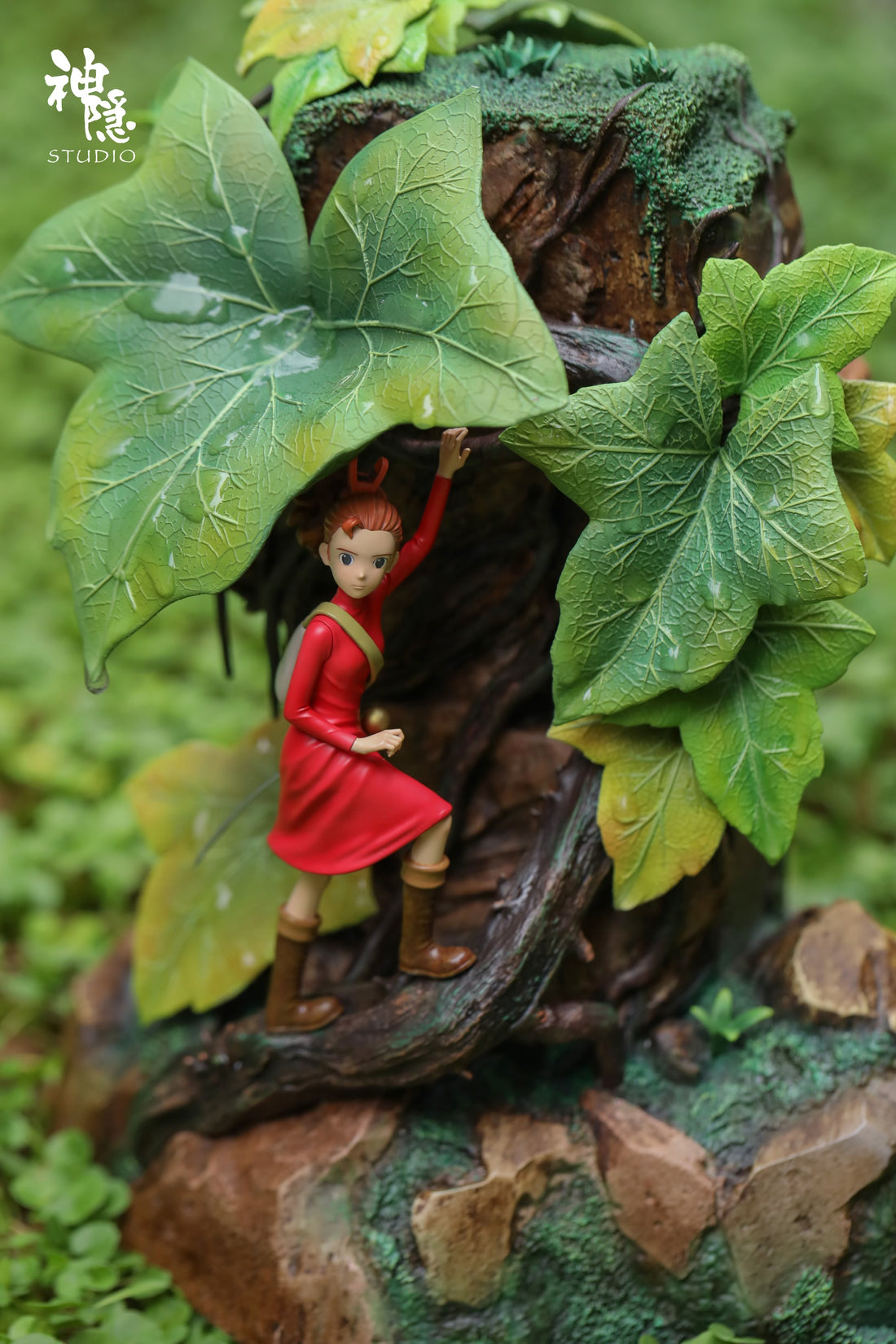 The Secret World of Arrietty ShenYin Studio Arrietty Clock Resin Statue