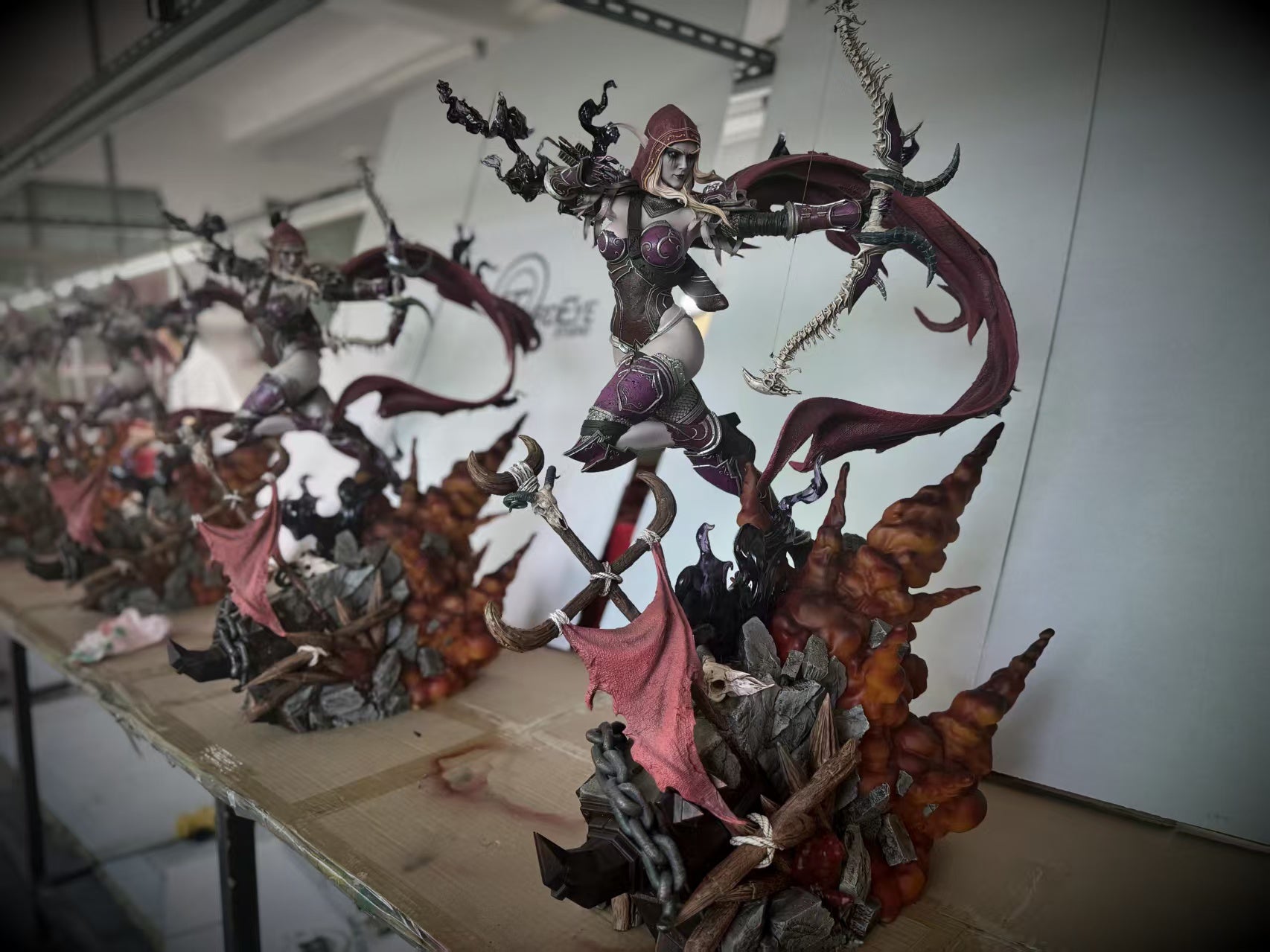 ENFILY Sylvanas Windrunner Undead Queen Figurine d'action World of Warcraft en PVC Modèle de collection Statue Jouet Ornements de bureau ENFILY Sylvanas Windrunner Undead Queen Figurine d'action World of Warcraft en PVC Modèle de collection Statue Jouet Ornements de bureau