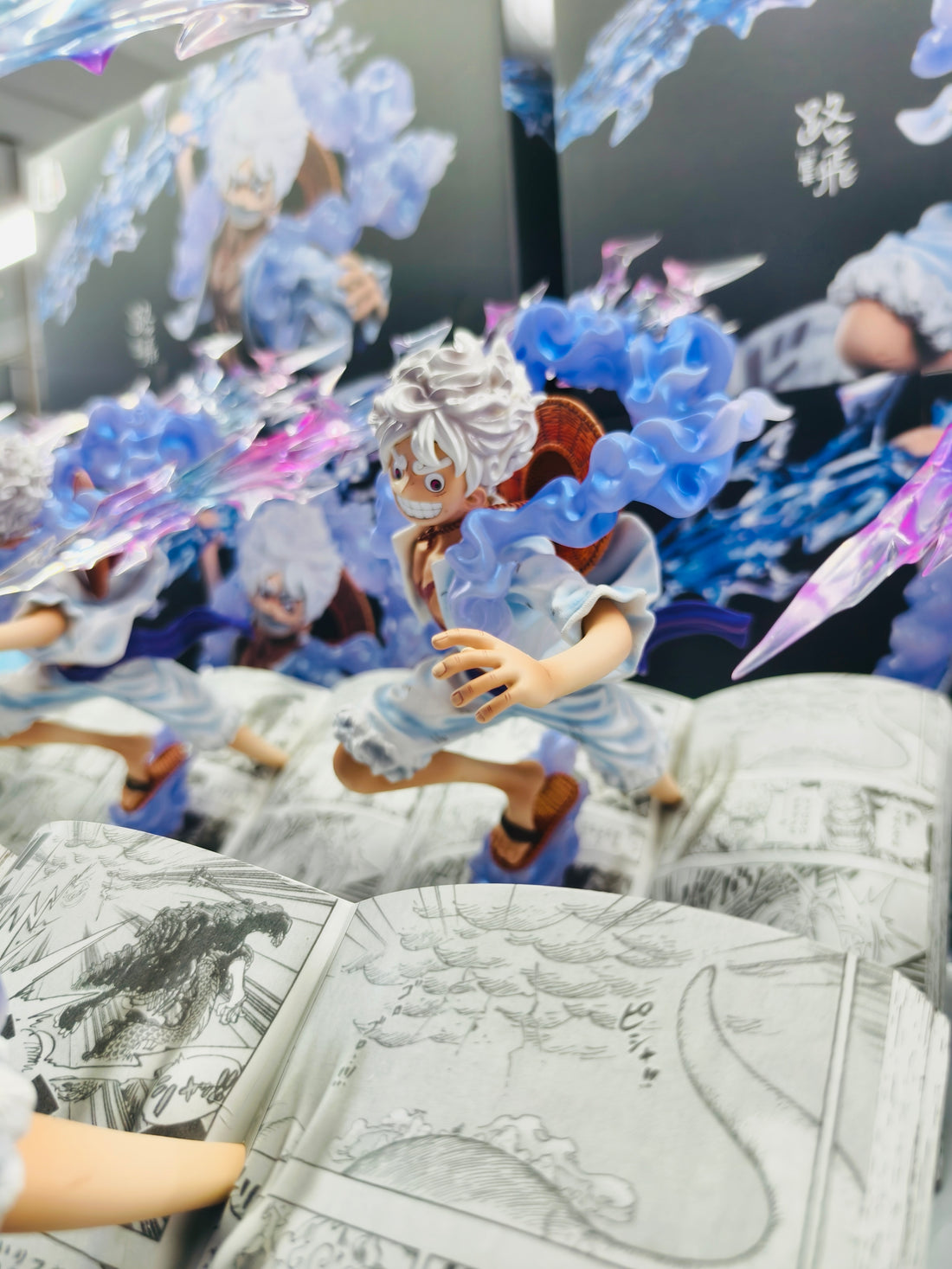 One Piece Comic Book Studio Nika Luffy Resin Statue