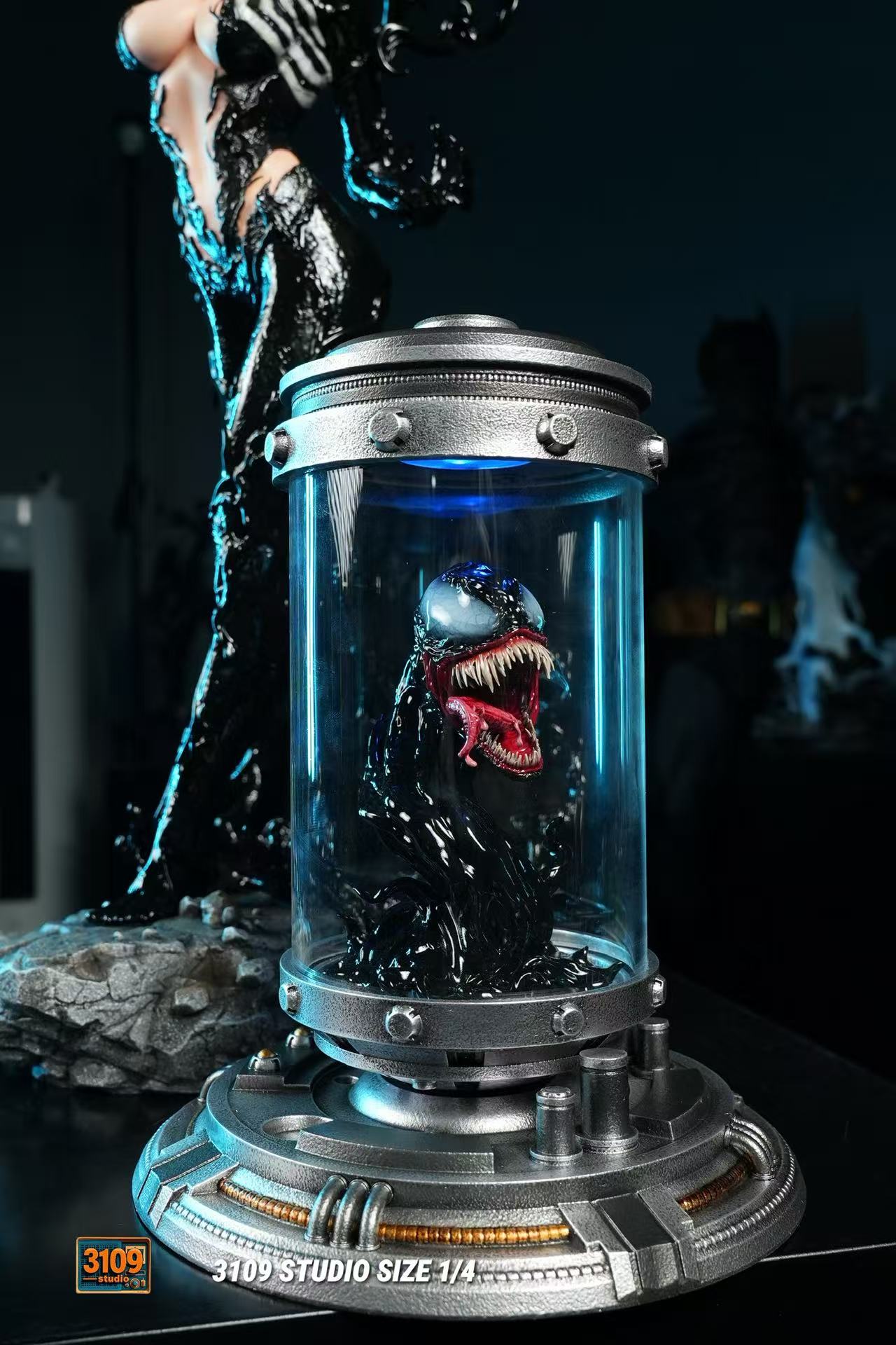 Marvel 3109 Studio Venom Experimental Tank – ClubHouse Statues