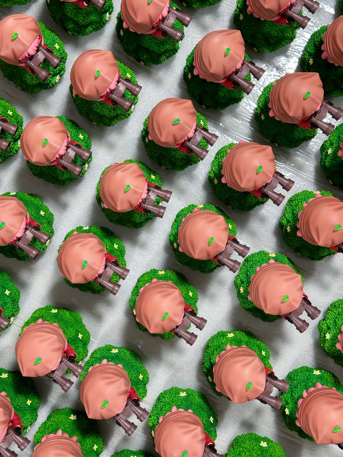 Spy x Family WakuWaku Studio Sneaking Anya Forger Resin Statue