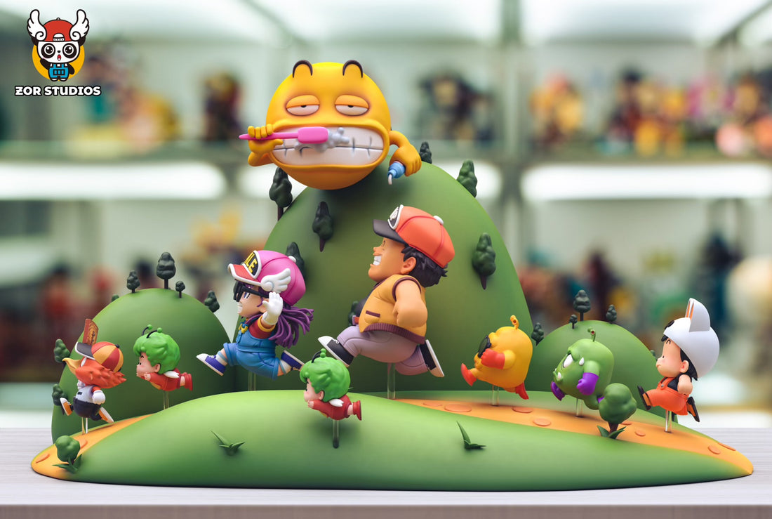 Dr Slump ZOR Studio Running Penguin Village Resin Statue