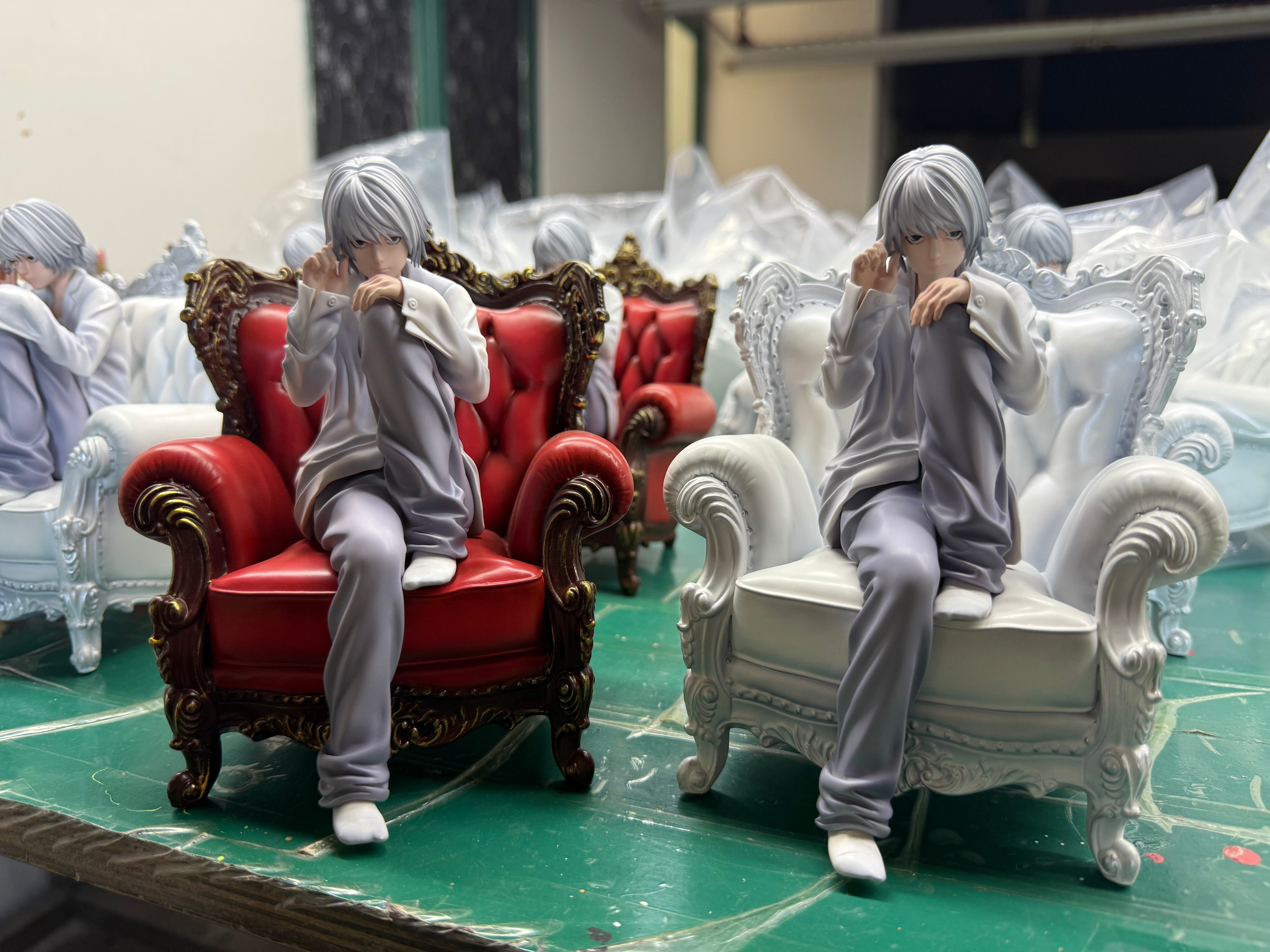 Death Note LaoA Studio Near – ClubHouse Statues
