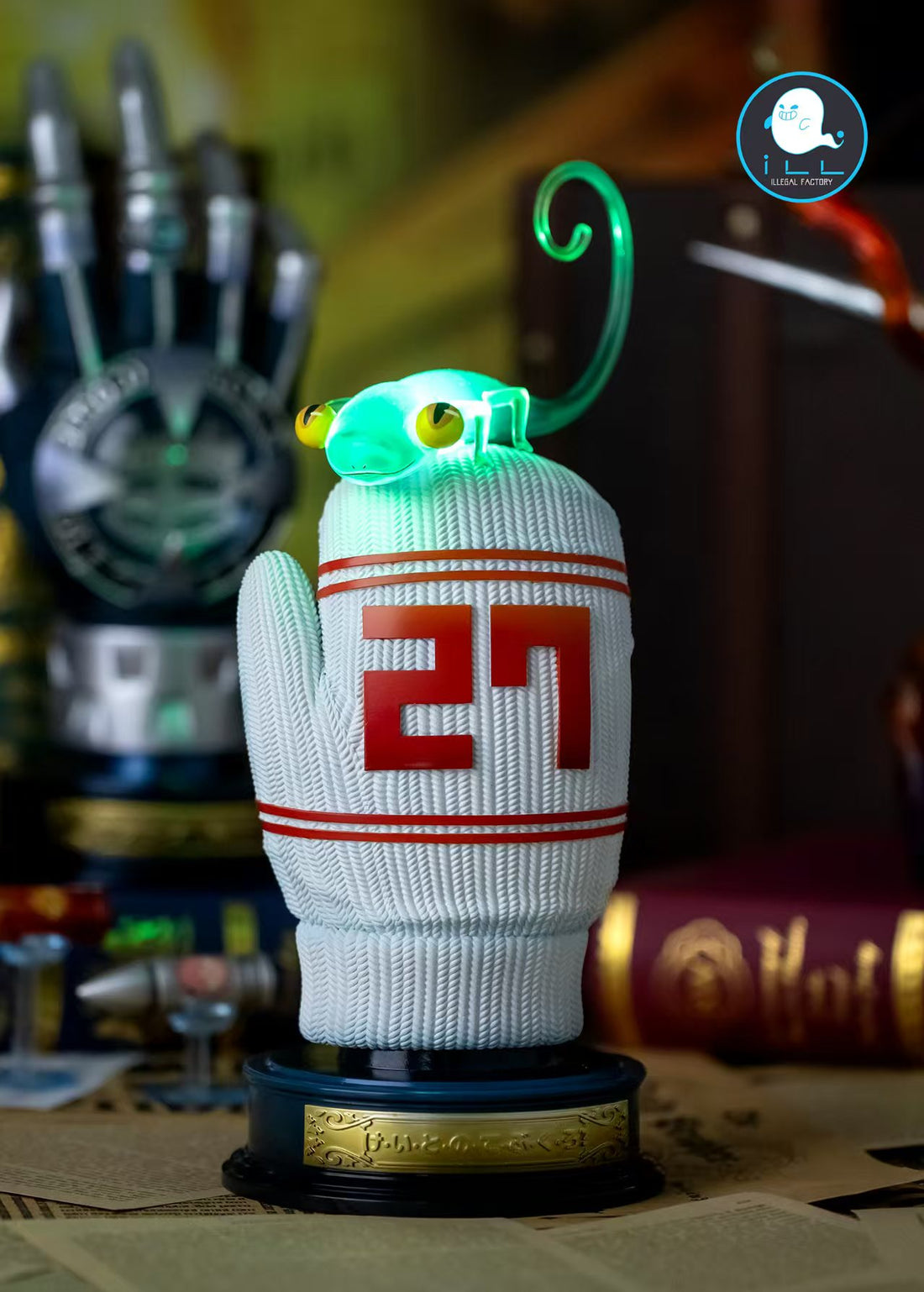 Katekyo Hitman Reborn ILL Studio Tsunayoshi Sawada Gloves V3 Resin Statue