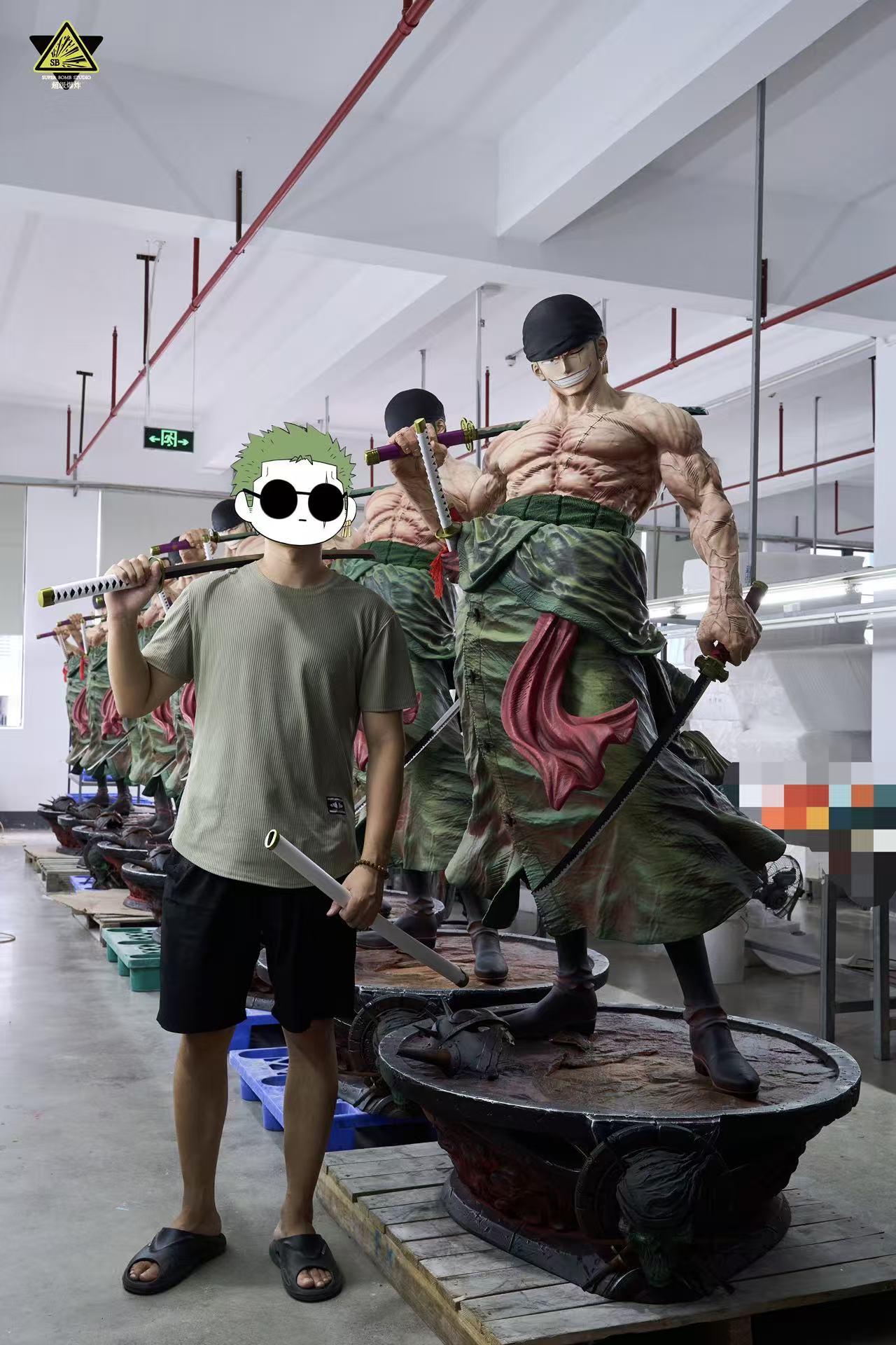 One Piece Super Bomb Studio Roronoa Zoro Life Size – ClubHouse Statues