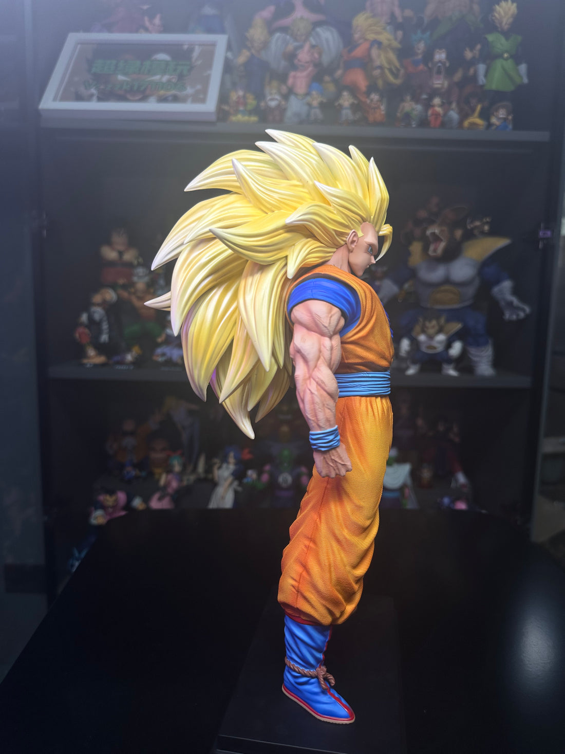 Dragon Ball StarTrack Studio Goku SS3 Resin Statue