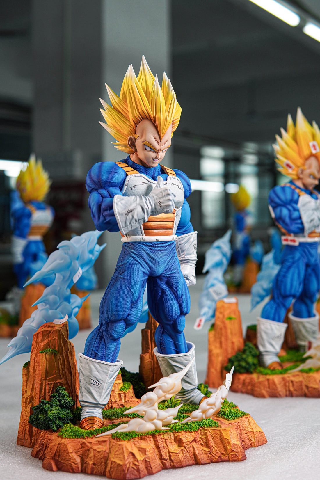 Dragon Ball Clouds Studio Super Vegeta SSJ Resin Statue