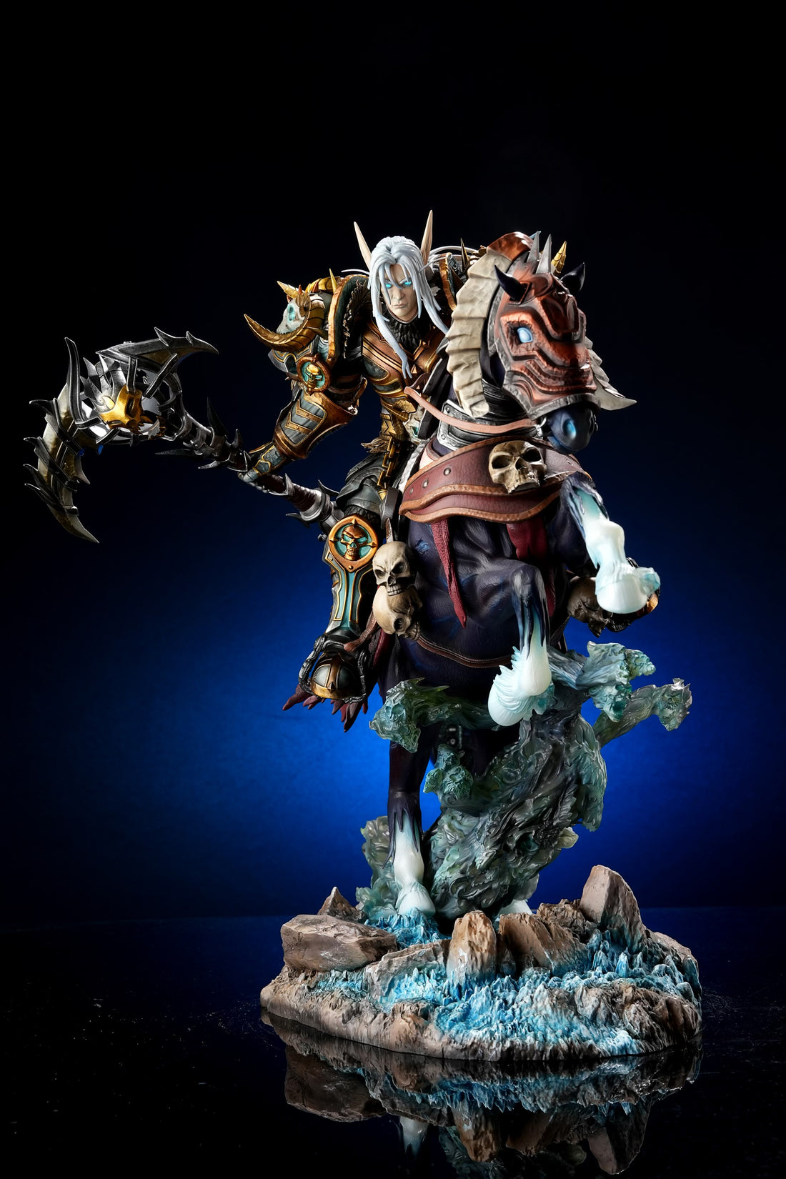 World of Warcraft Four Horsemen Studio Knights of the Ebon Blade Dreadwyrm Battleplate Resin Statue