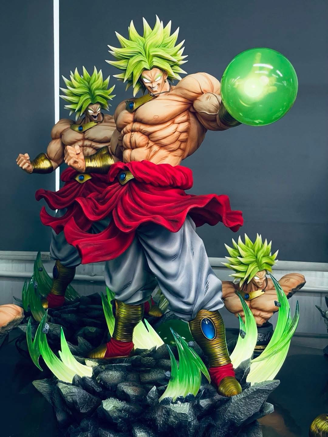 Dragon Ball Infinite Studio Broly Legendary SSJ Resin Statue