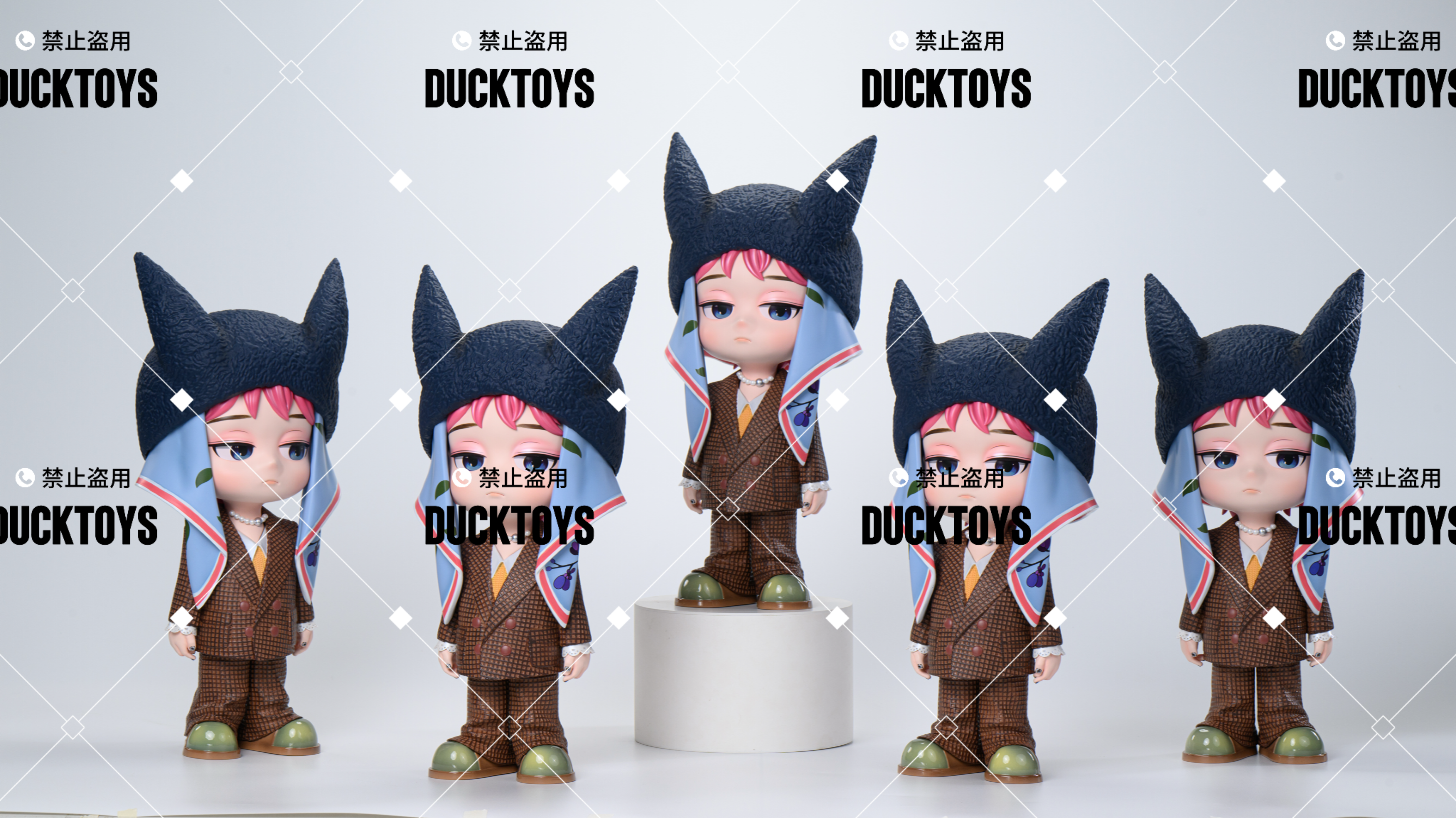 Superstar Duck Toys G-Dragon GD Black Rabbit – ClubHouse Statues