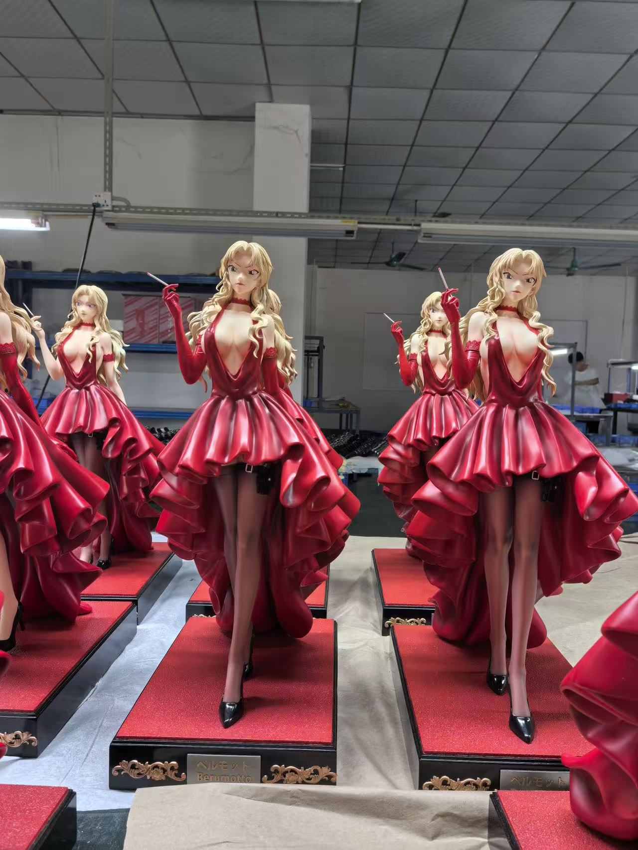 Detective Conan YYDS Studio Vermouth – ClubHouse Statues