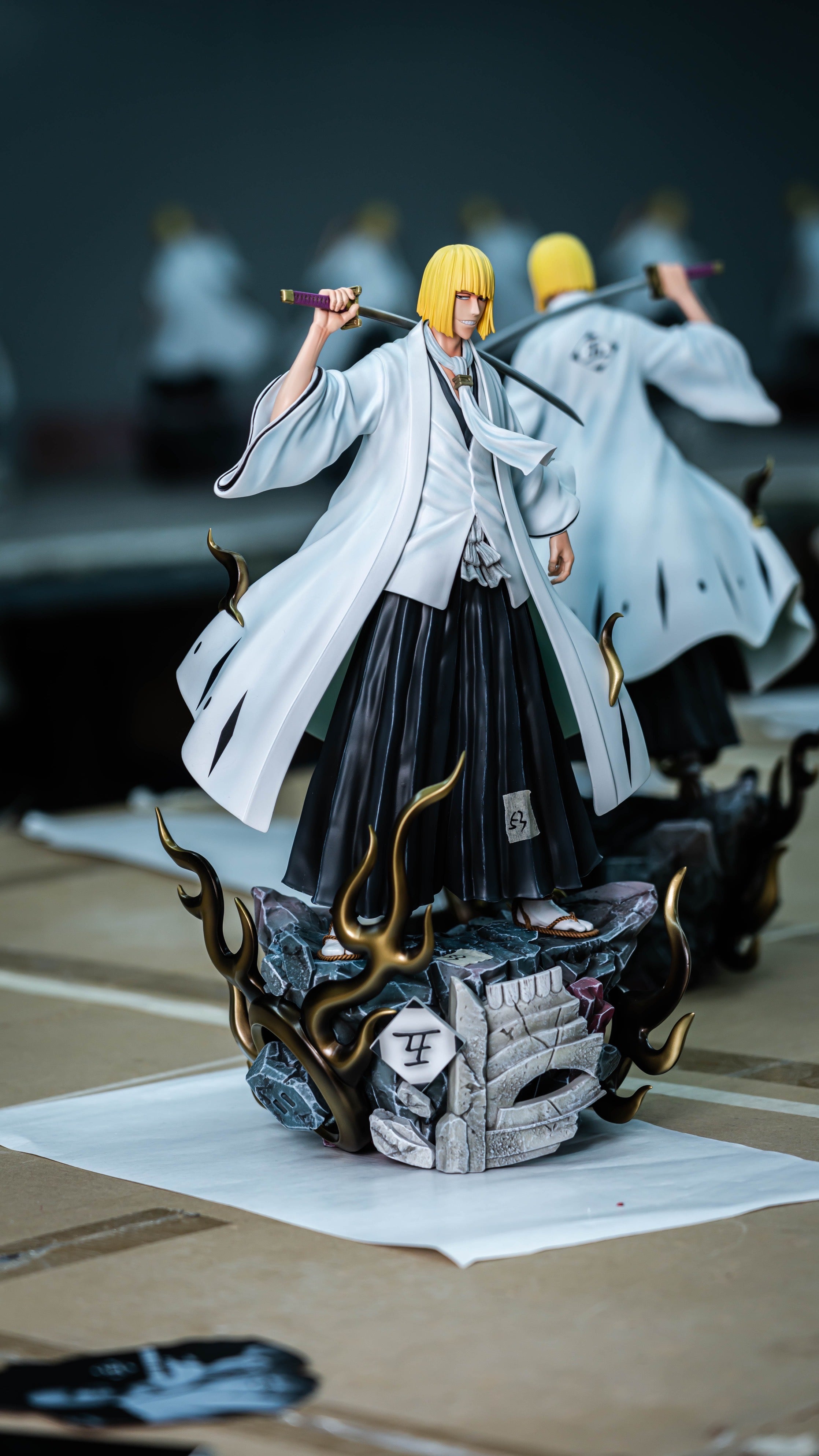 Bleach Niren x IW Studio Shinji Hirako Resin Statue