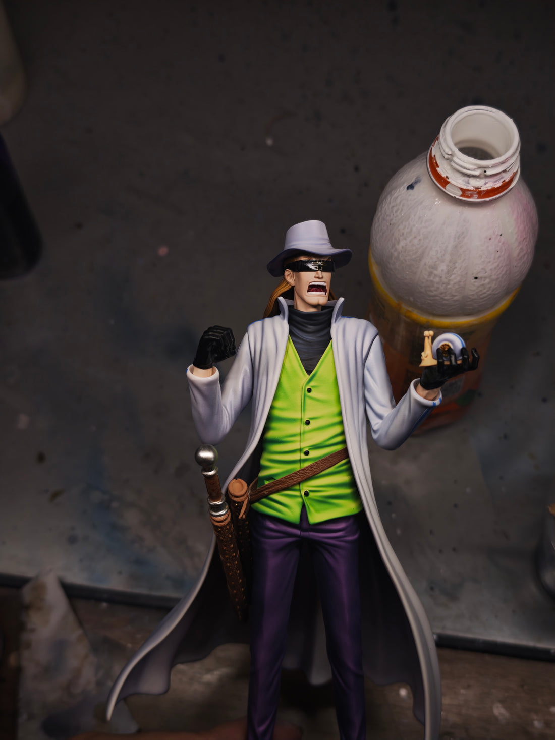 One Piece Long Hu Studio Helmeppo