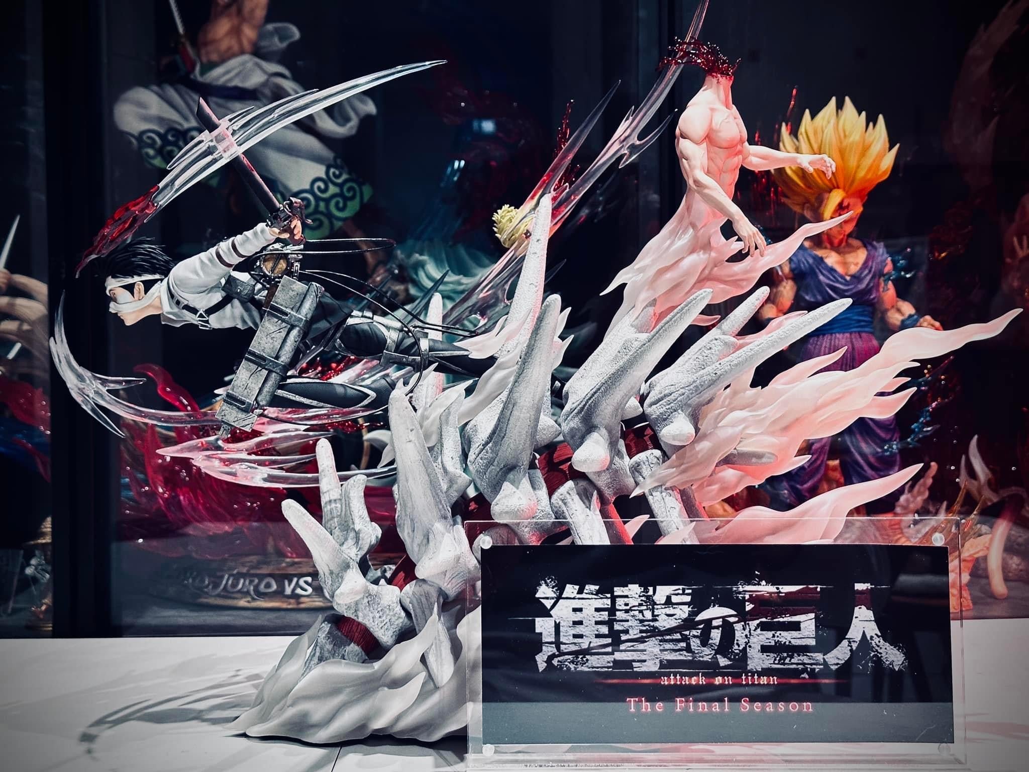 Attack on Titan Chikara Studio Levi VS Zeke – ClubHouse Statues