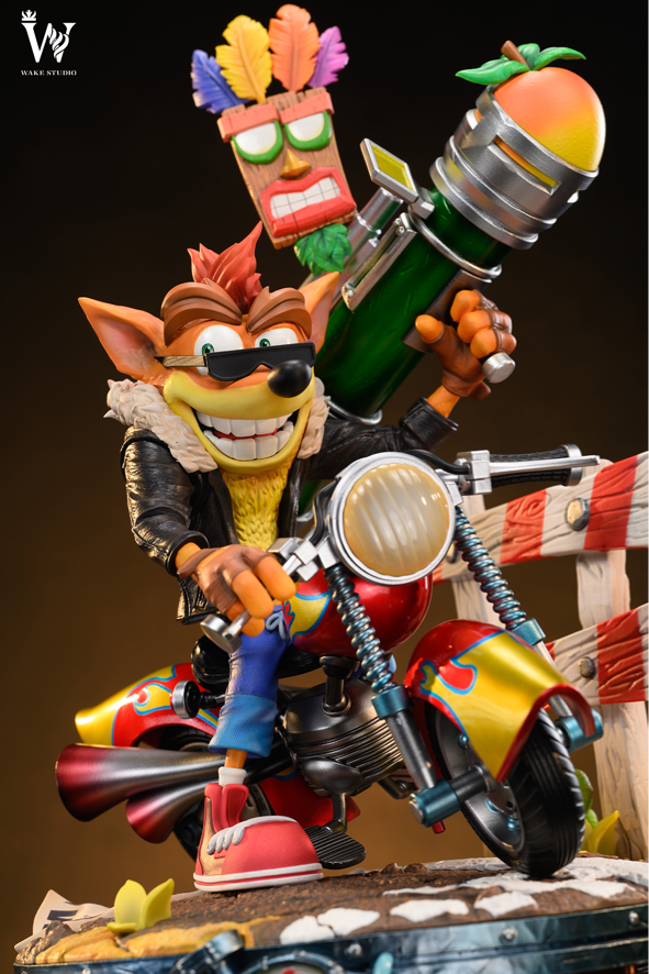 Crash clearance bandicoot statue