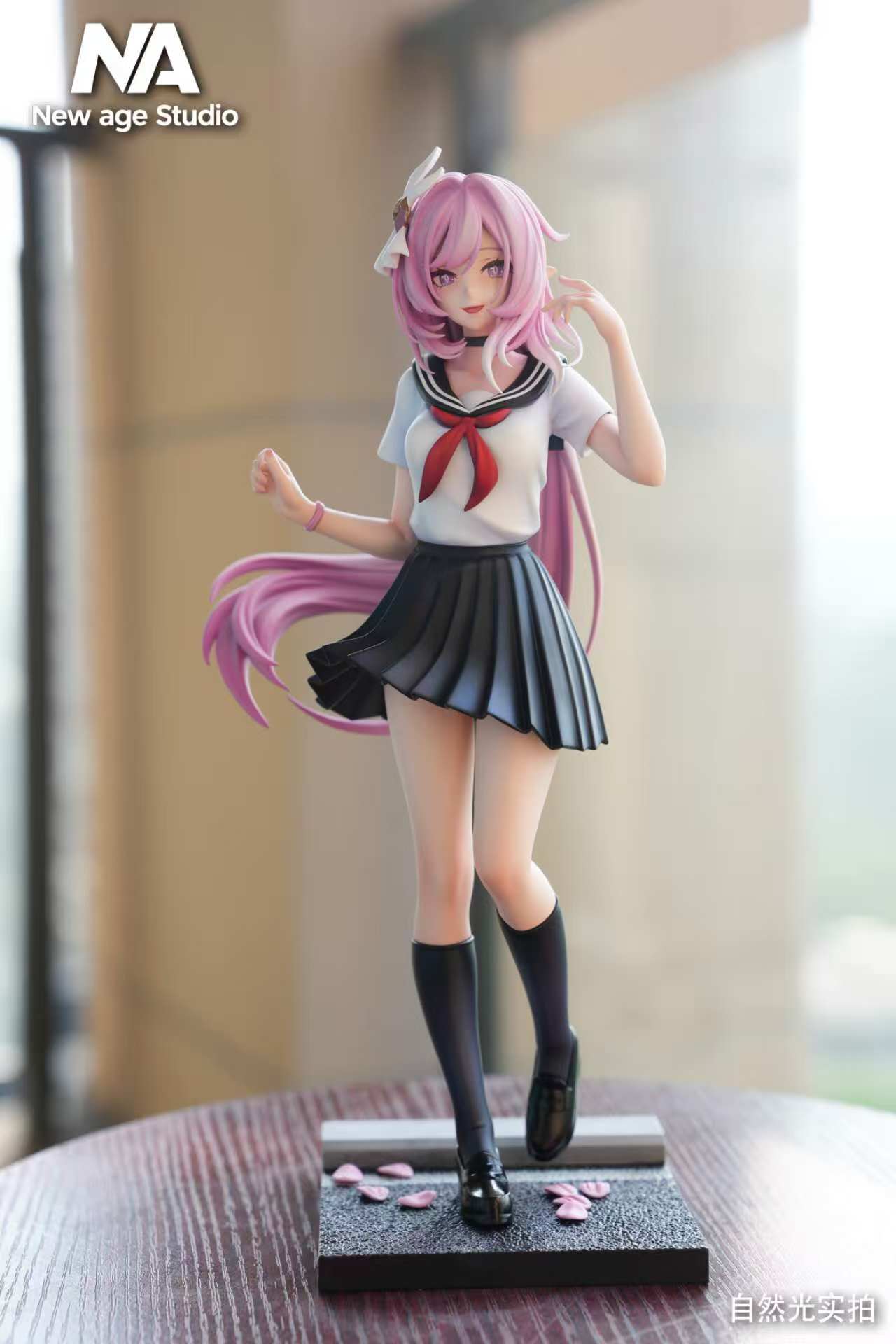 Honkai Impact – ClubHouse Statues