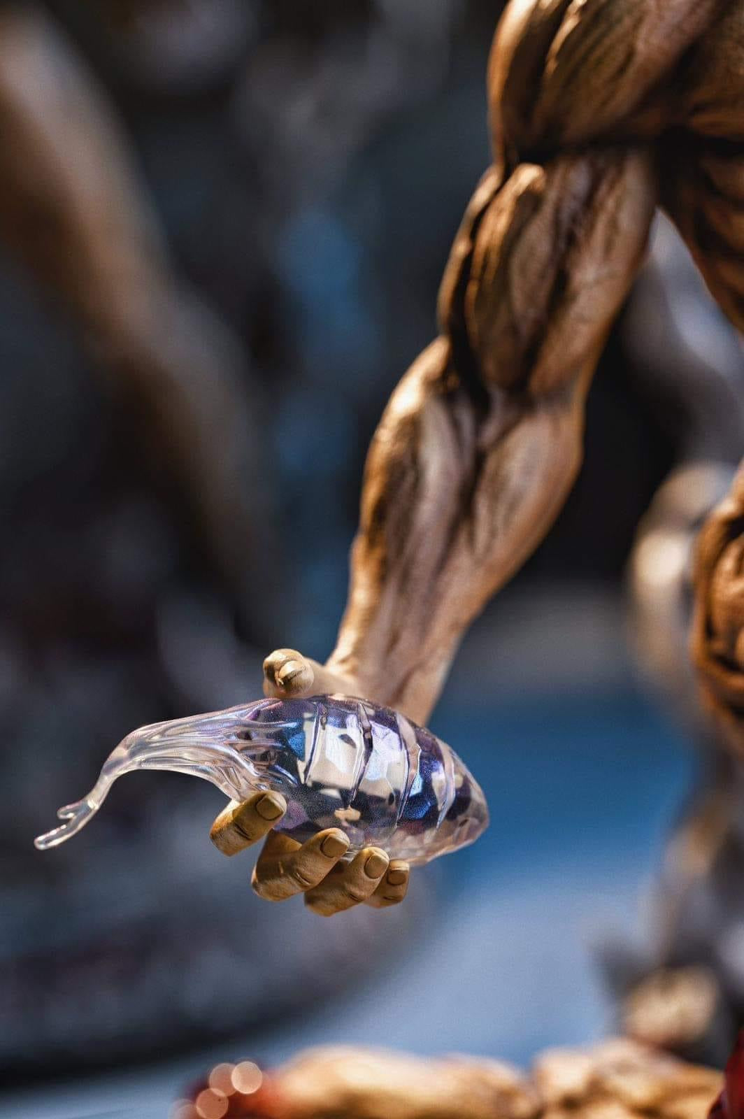 Attack on Titan YOYO Studio Eren Jaeger Founding Giant Resin