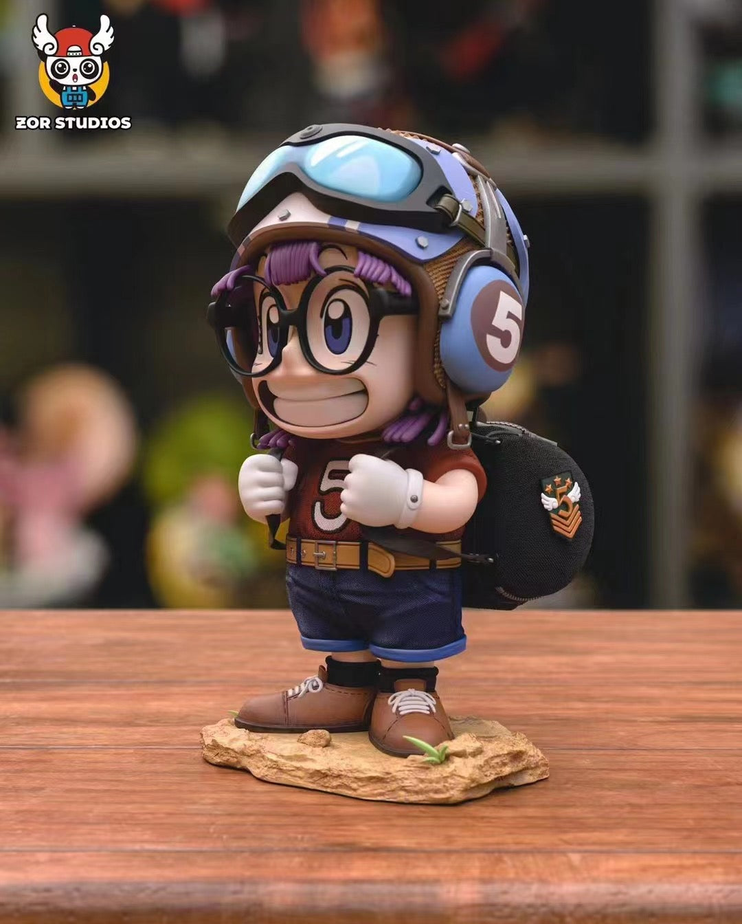Dr. Slump ZOR Studio Arale Aviator Resin Statue – ClubHouse Statues
