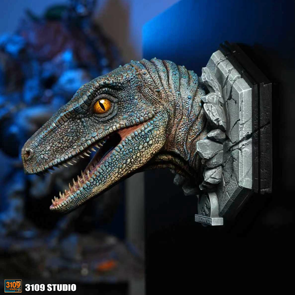 Realistic Raptor Statue Jurassic Park 3109 Studio Raptor Head Resin Statue – ClubHouse Statues