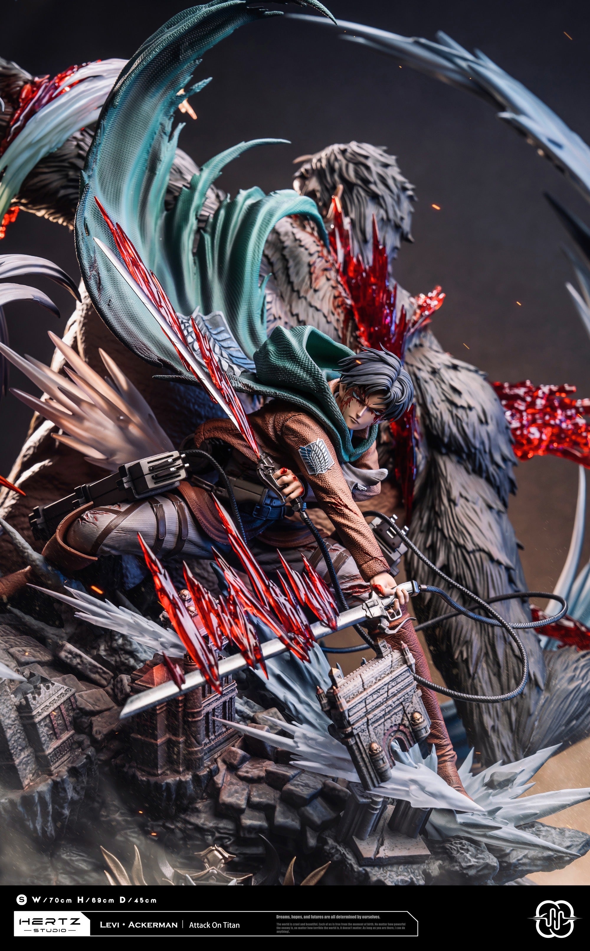 Attack on Titan Hertz Studio Levi VS Beast Titan – ClubHouse Statues
