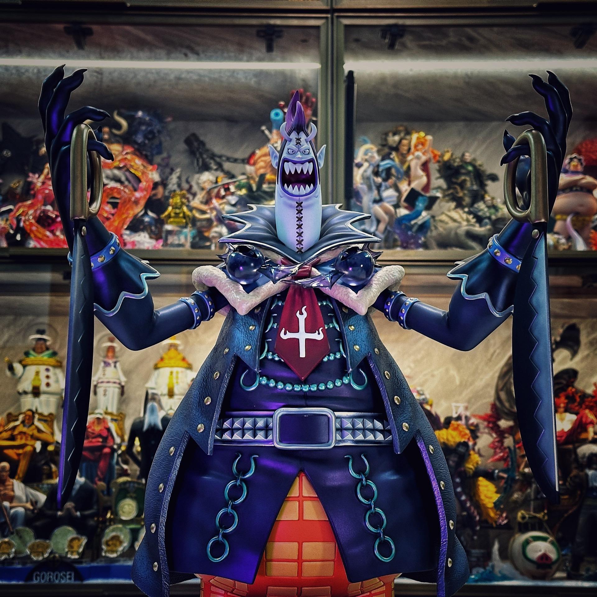 One Piece Stand Studio Gekko Moria Resin Statue – ClubHouse Statues