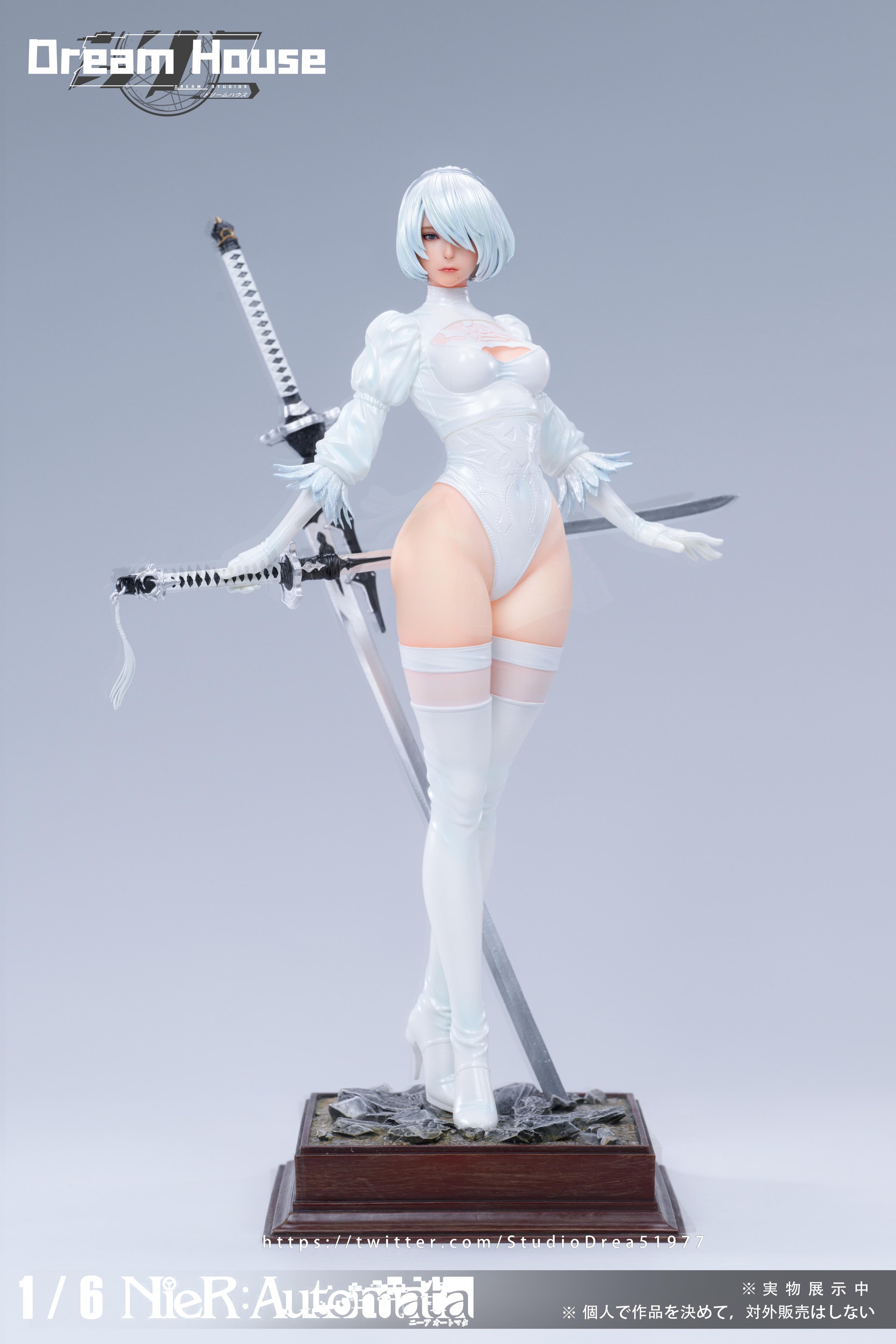 NieR Automata Dream House Studio 2B – ClubHouse Statues