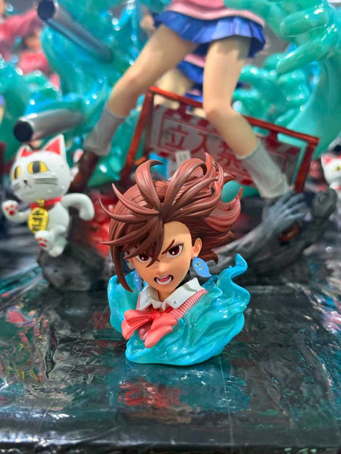Dandadan Mask Studio Ayase Momo Resin Statue