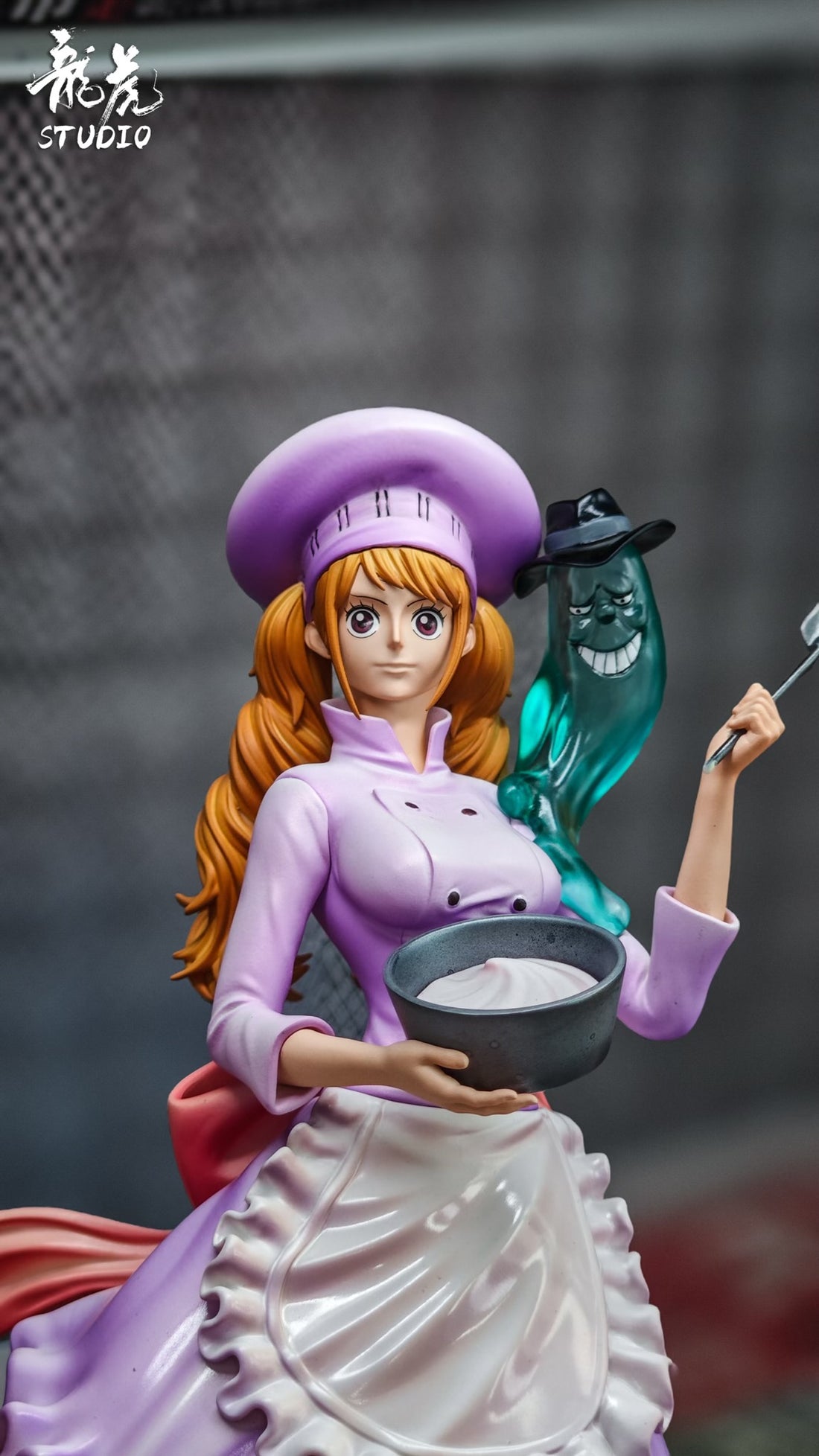 One Piece LongHu Studio Charlotte Pudding Resin Statue