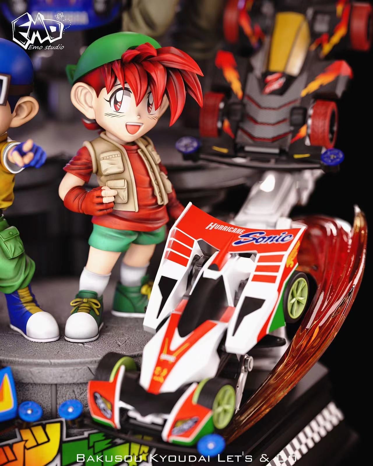 Bakusou Kyoudai Lets Go EMO Studio Diorama – ClubHouse Statues