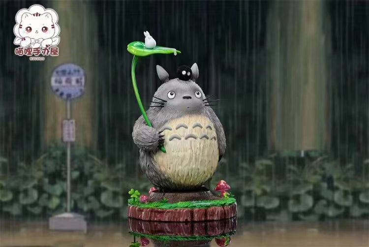 My Neighbour Totoro MiaoLi Studio Totoro Resin Statue – ClubHouse