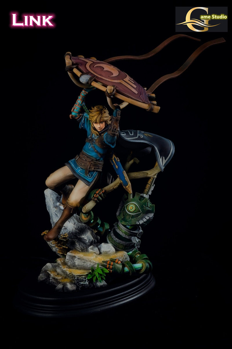 The Legend of Zelda Game Studio Link Resin Statue