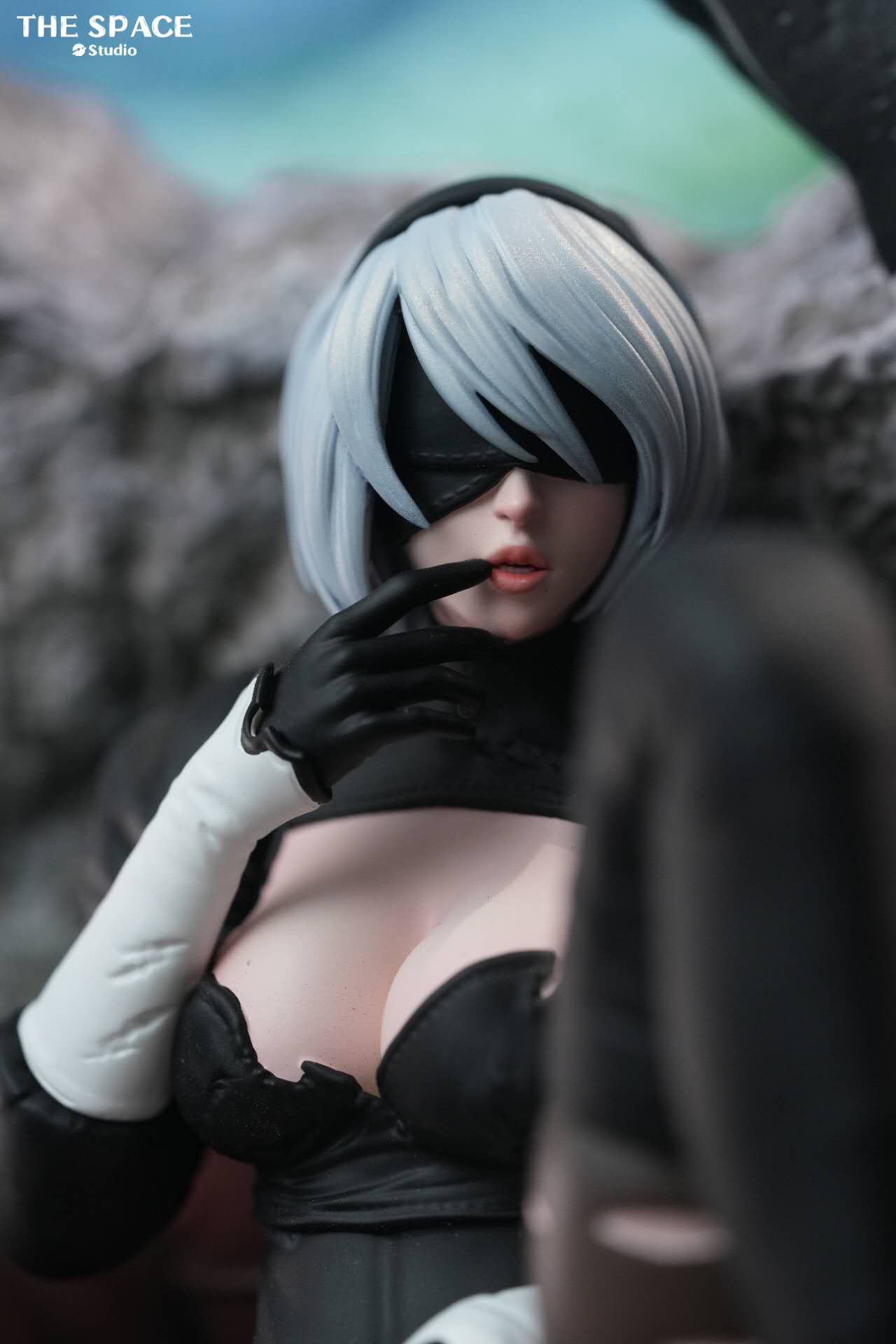NieR Automata The Space Studio 2B V2 – ClubHouse Statues NieR Automata The Space Studio 2B V2 – ClubHouse Statues