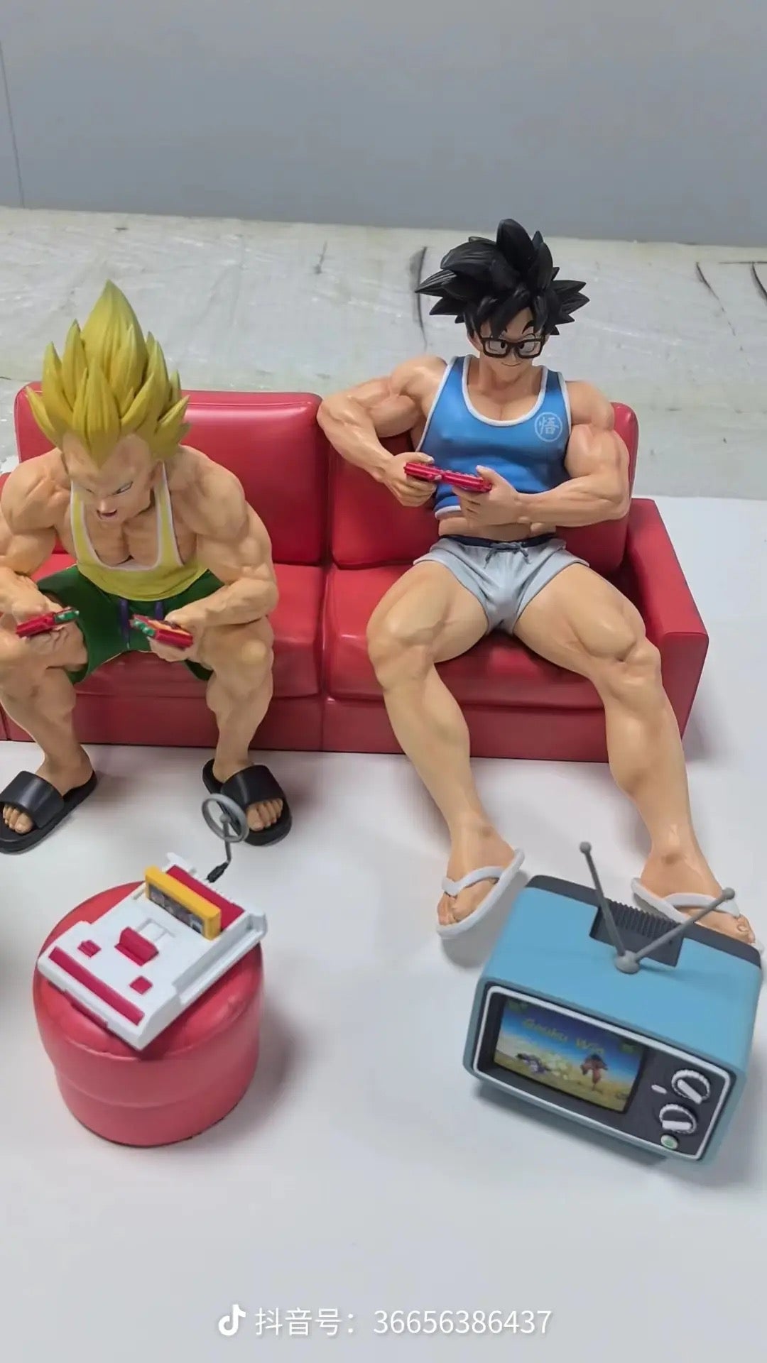 Dragon Ball FuzzFeet Studio Goku x Vegeta Gaming Resin