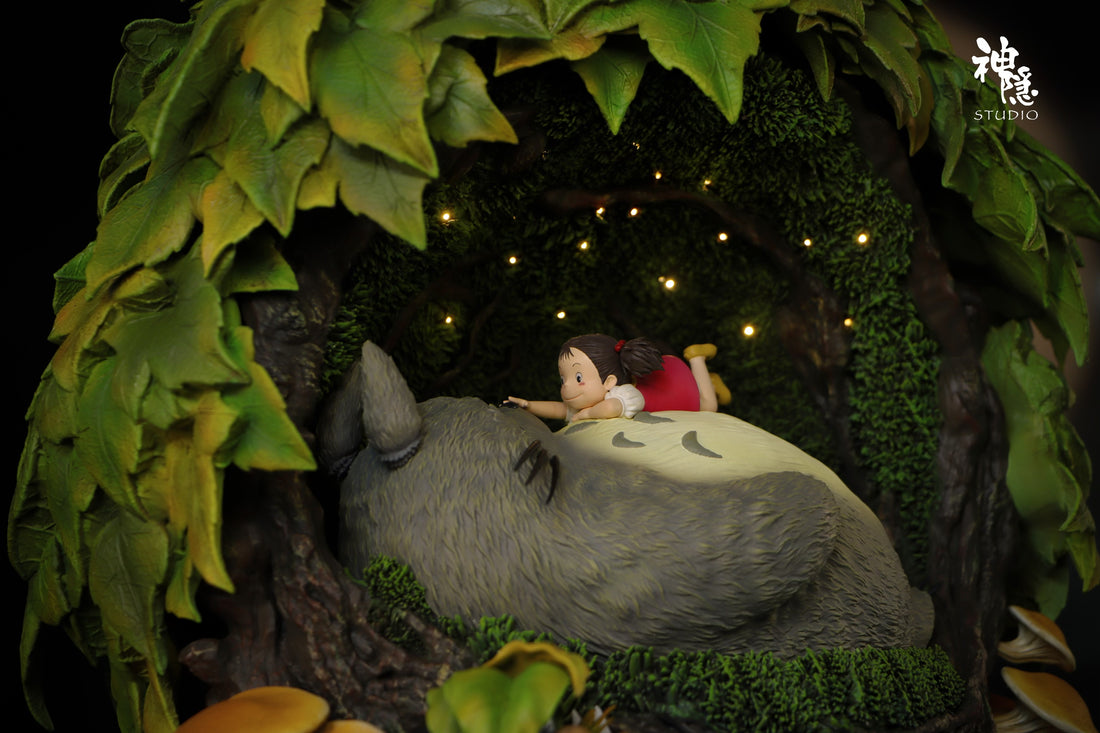 My Neighbor Totoro ShenYin Studio Totoro Rest In The Tree Hole Resin Statue