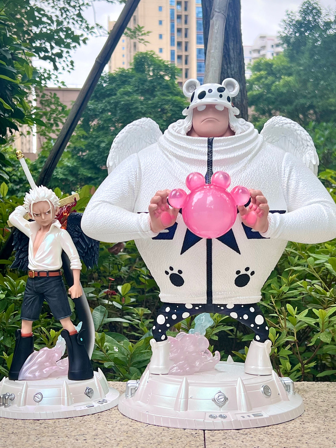 One Piece Super Guai Studio Seraphim Kuma Resin Statue