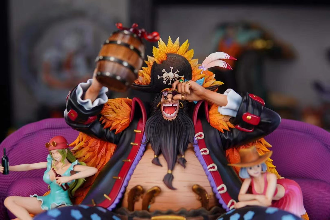 One Piece Tian Xie She Studio Seated Teach x Kurohige Resin Statue