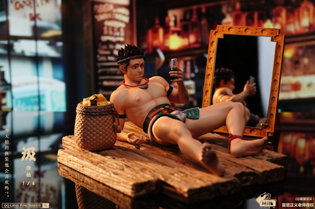 Original Milk Club Studio Selfie of Ji Resin Statue
