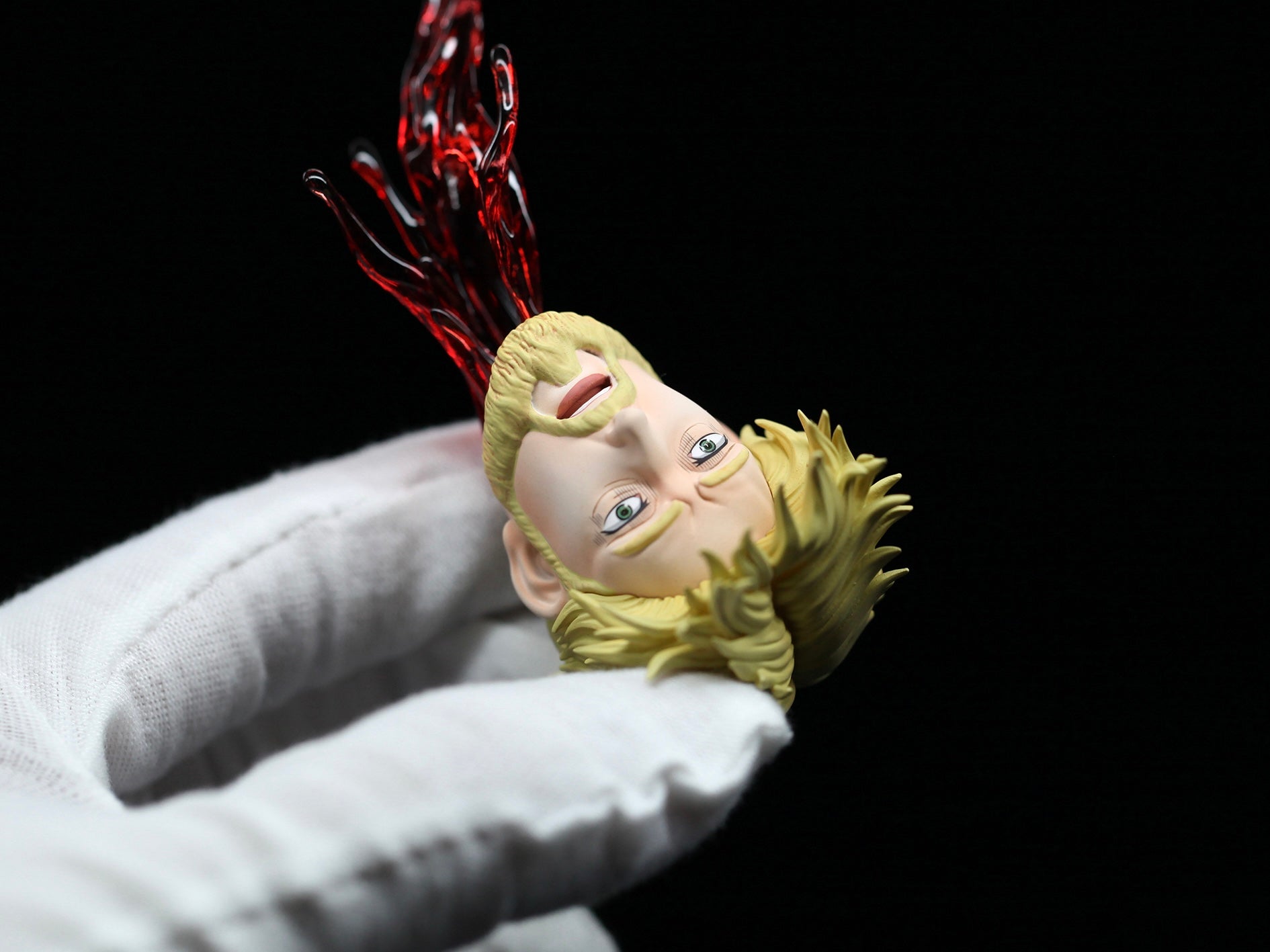 Attack on Titan Chikara Studio Levi VS Zeke – ClubHouse Statues
