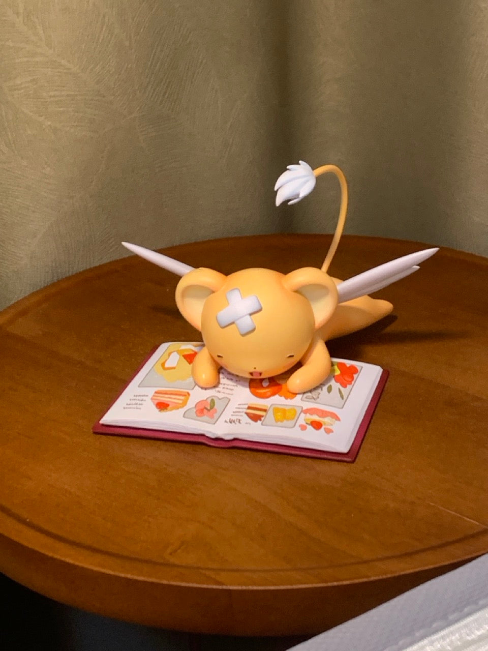 Cardcaptor Sakura Reading Little Cerberus