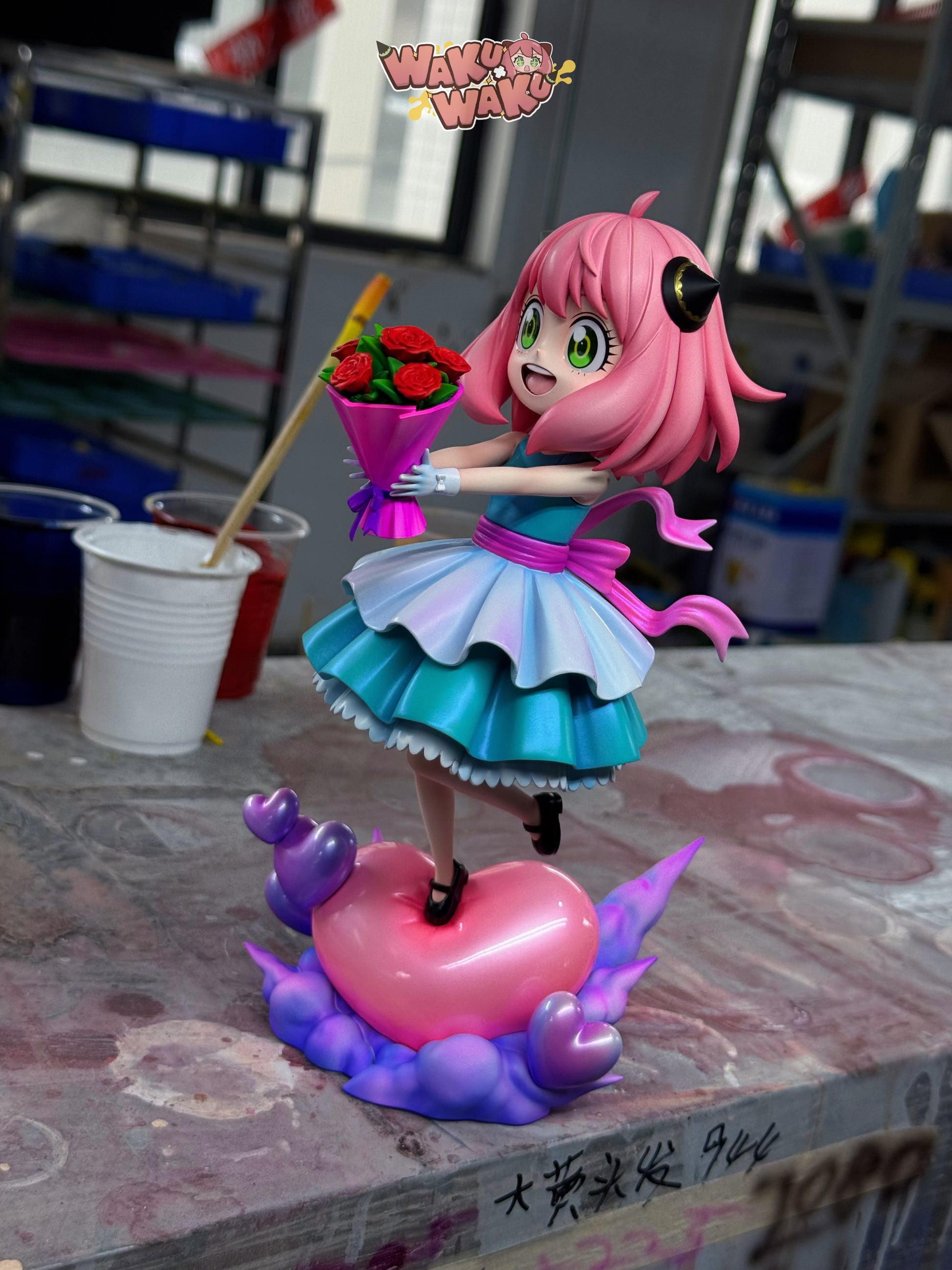 Spy x Family WakuWaku Studio Anya Roses Valentines Day Resin Statue ...