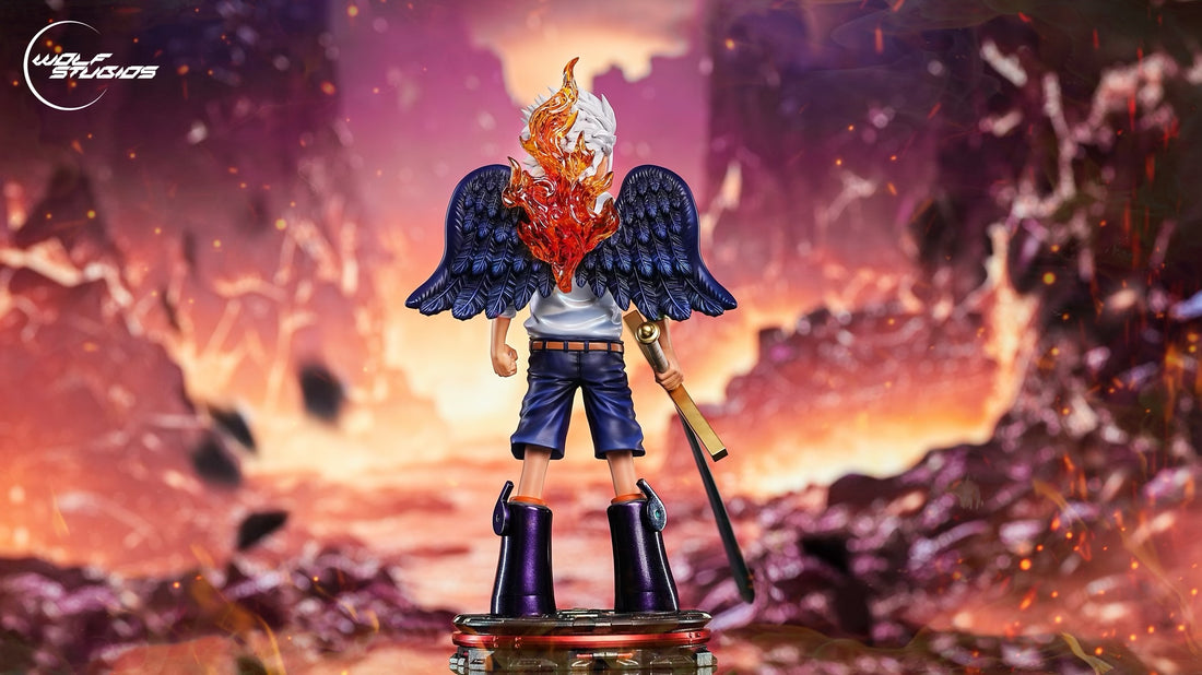 One Piece Wolf Studio Mihawk Seraphim Resin Statue