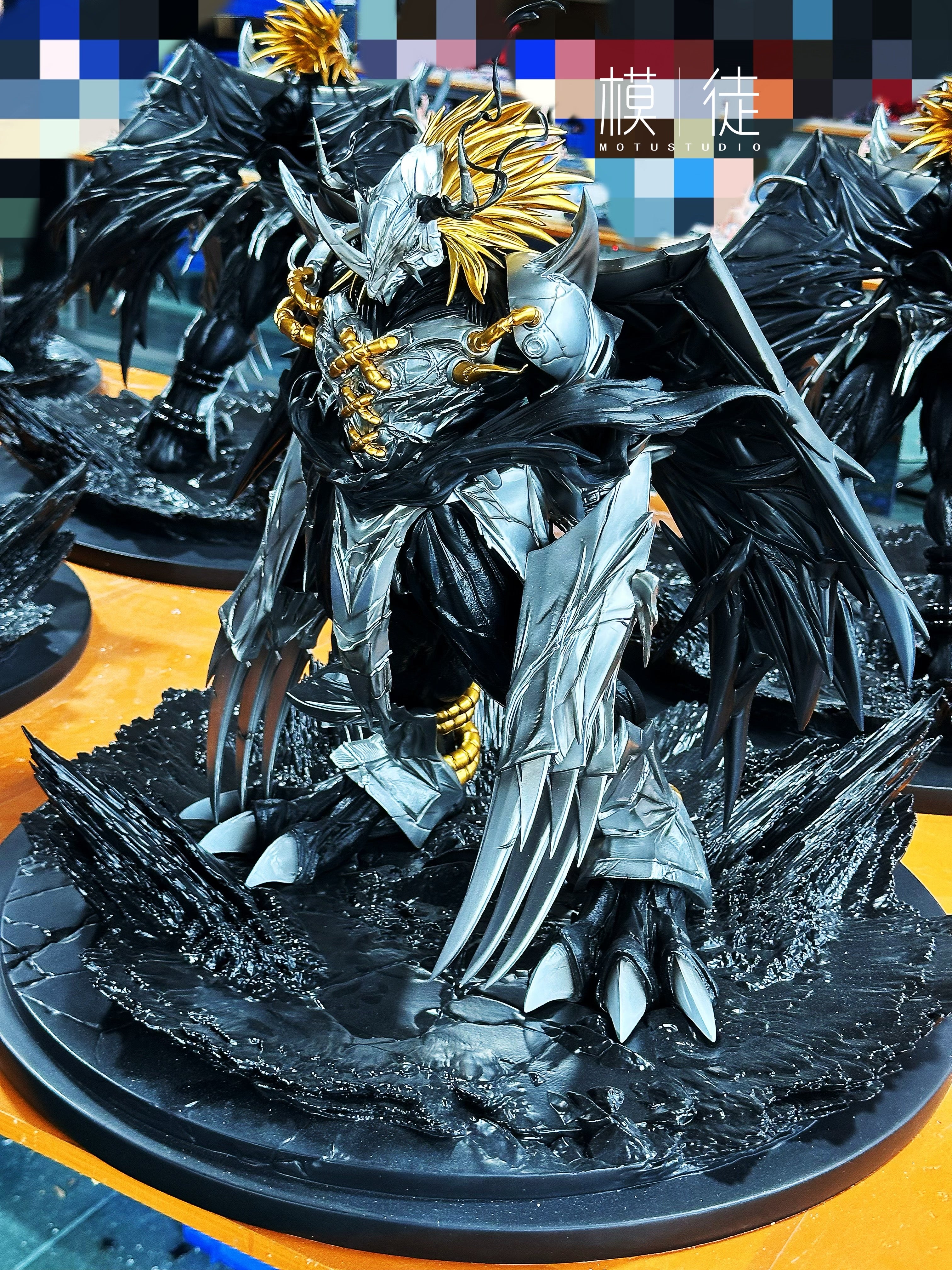 Digimon MOTU Studio Black Wargreymon – ClubHouse Statues