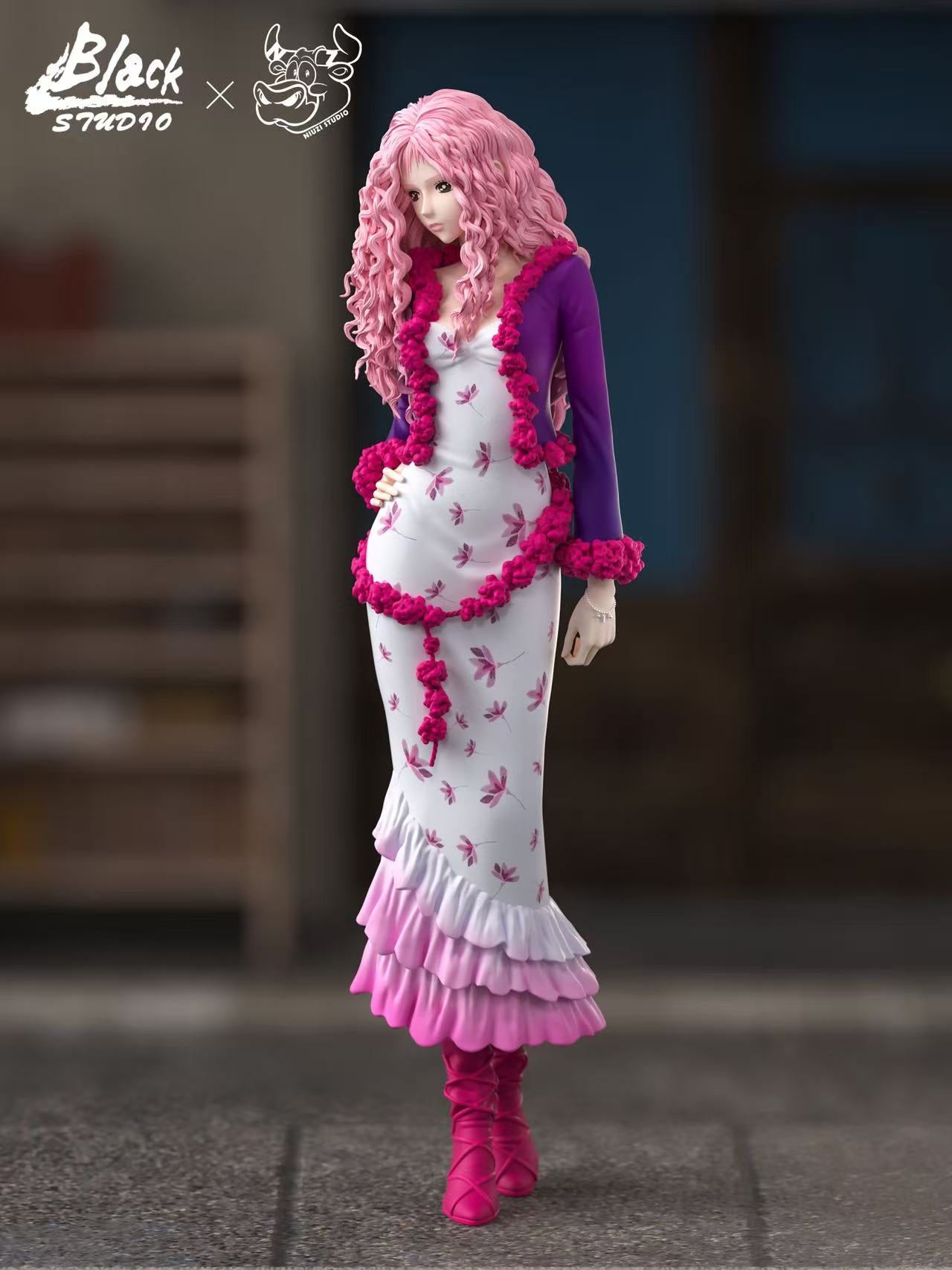 MISCELLANEOUS COLLECTION – ClubHouse Statues