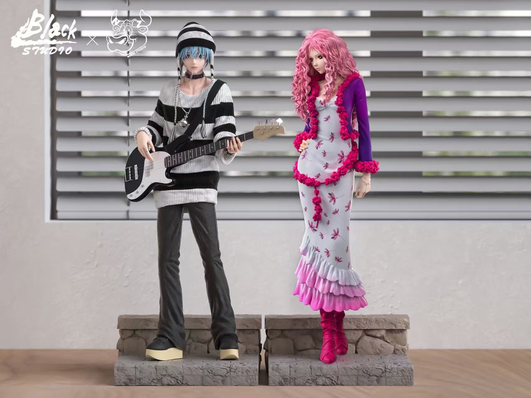 NANA Niuzi x Black Studio Layla Serizawa – ClubHouse Statues NANA Niuzi x Black Studio Layla Serizawa – ClubHouse Statues