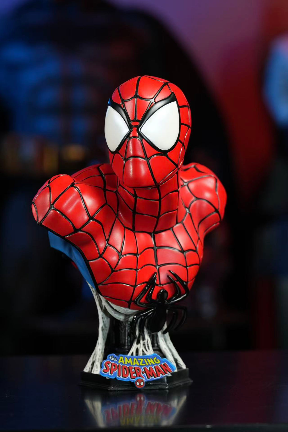 Marvel 3109 Studio Spider Man Bust Resin Statue