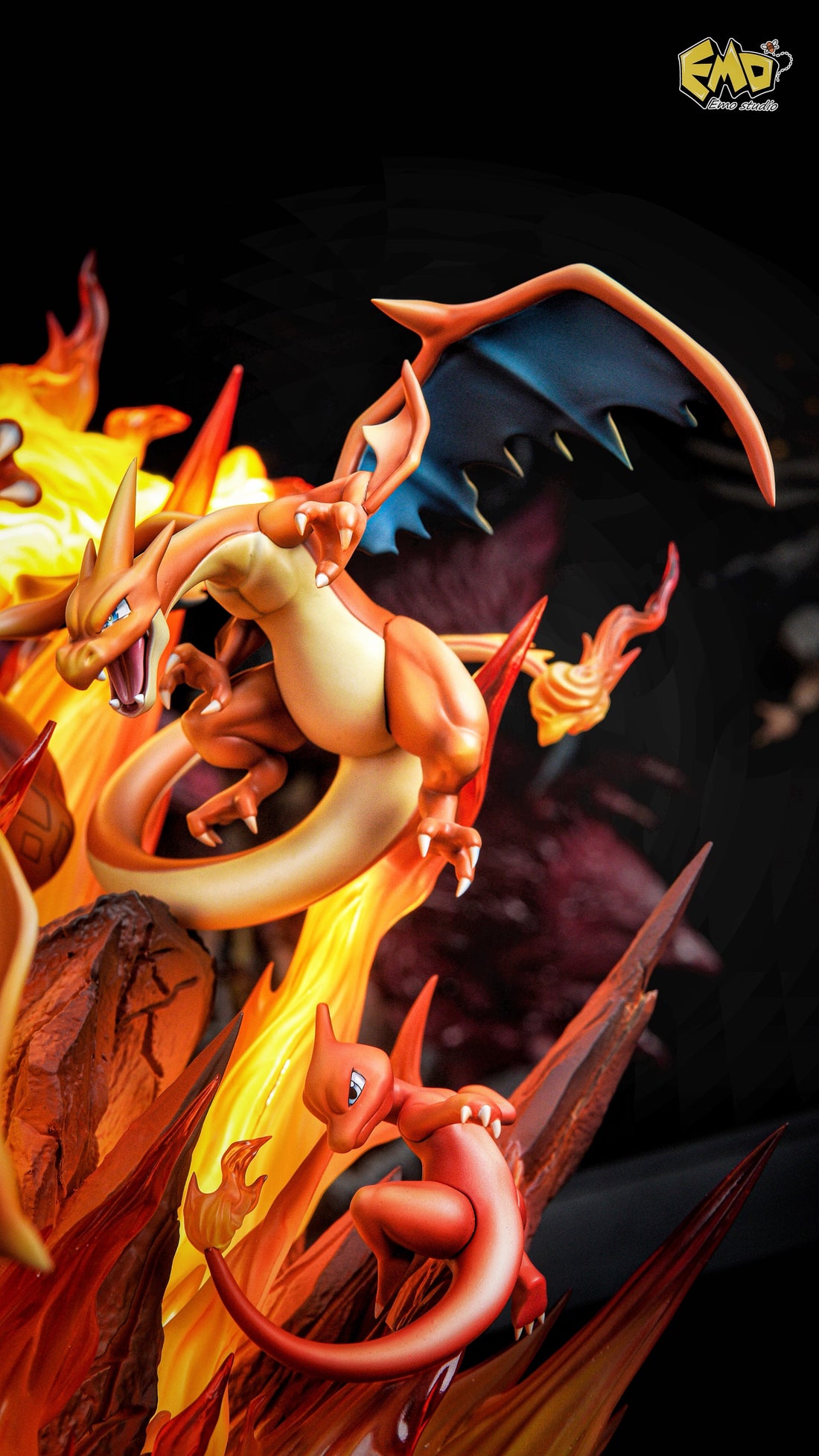 Pokemon EMO Studio Charizard