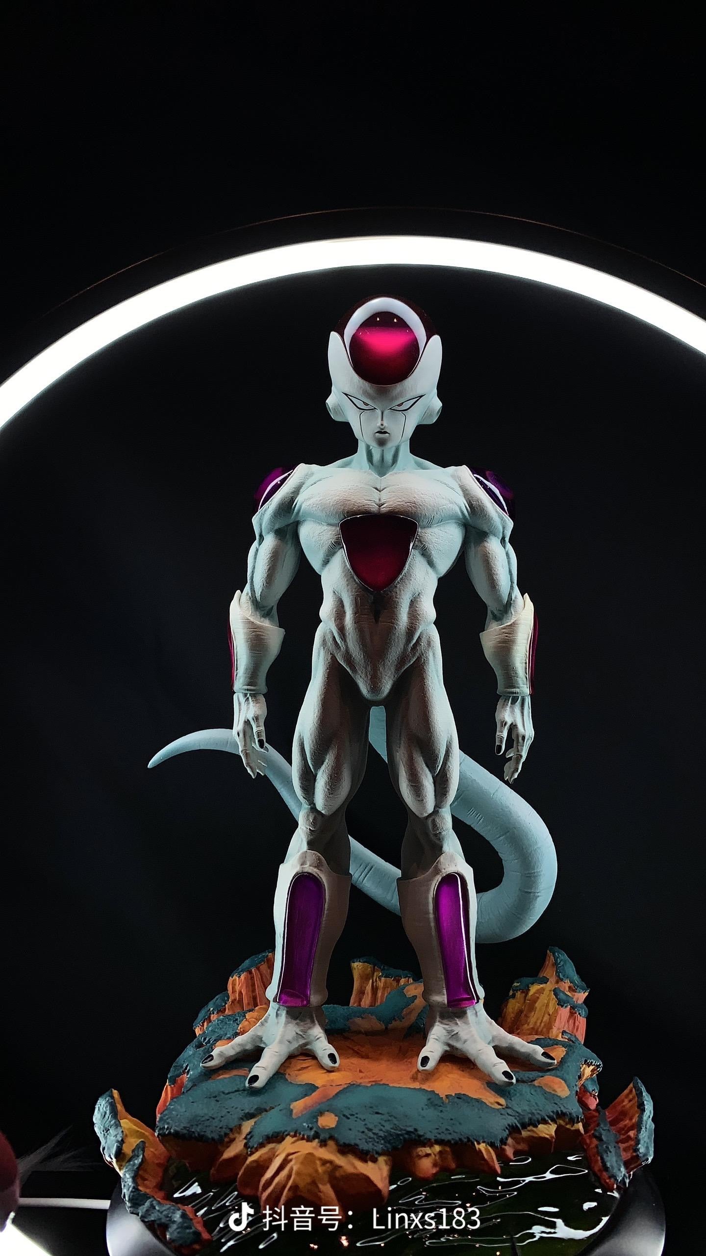 Dragon Ball White Hole Studio Freeza 4th Form – ClubHouse Statues