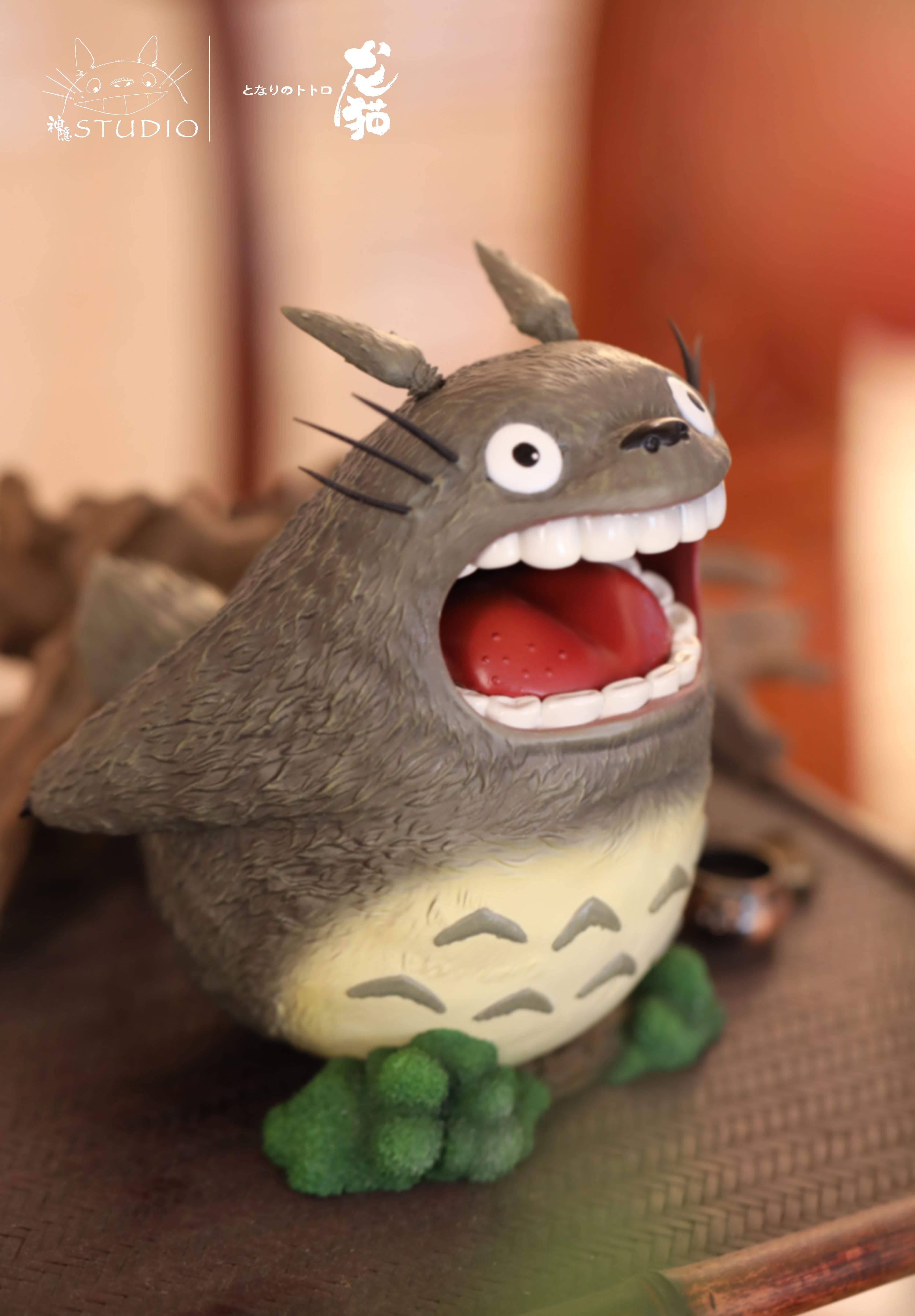My Neighbor Totoro ShenYin Studio Scream Totoro Resin Statue