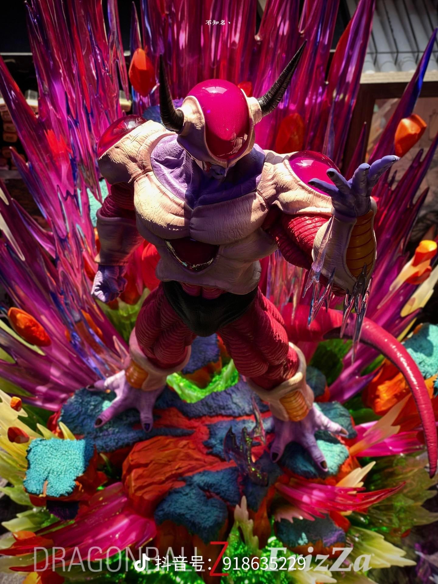 Dragon Ball White Hole Studio Freeza 2nd Form – ClubHouse Statues